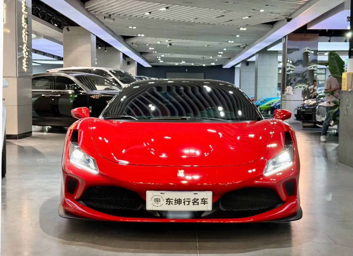 Ferrari F8  из Китая