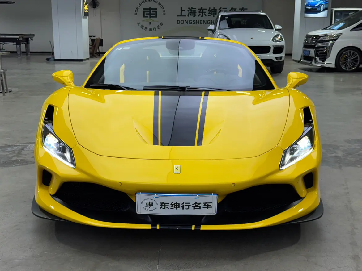 Ferrari F8  из Китая