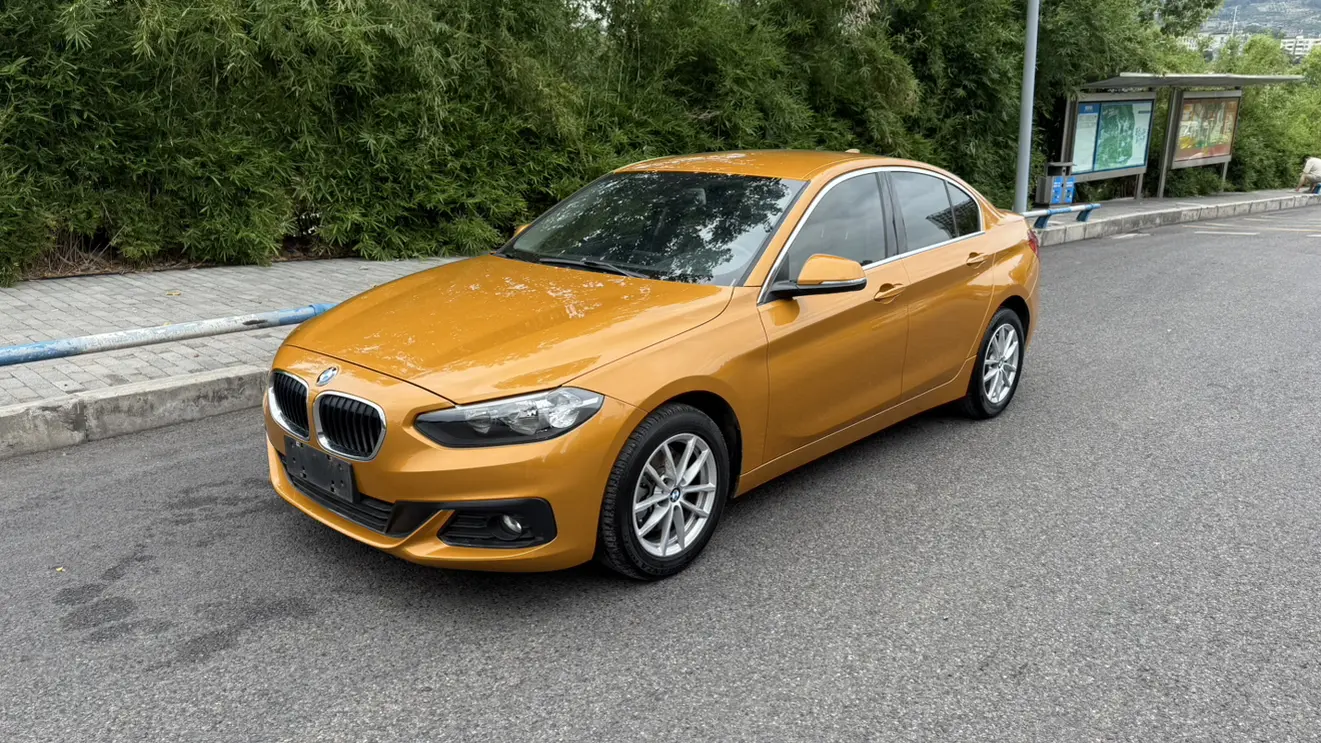 BMW 1 Series  из Китая