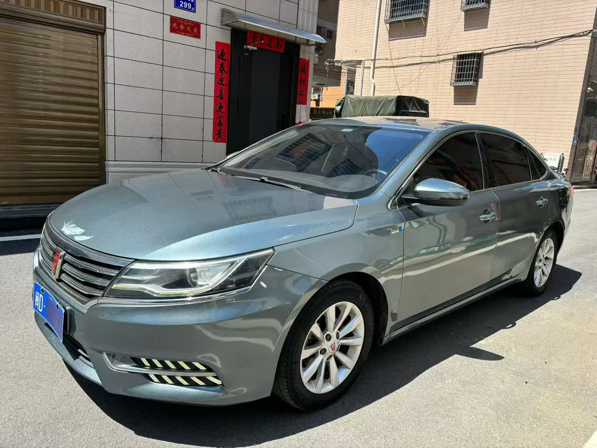Roewe i6