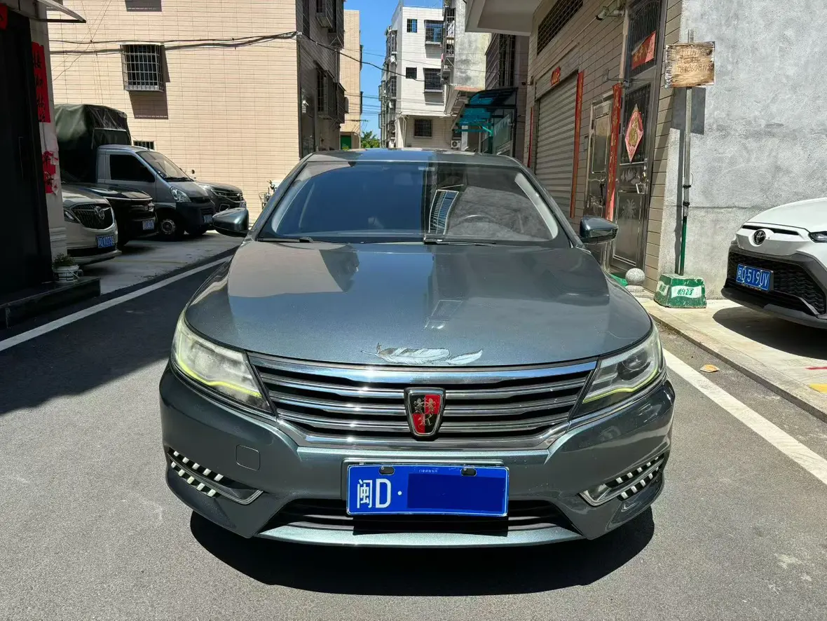 Roewe i6