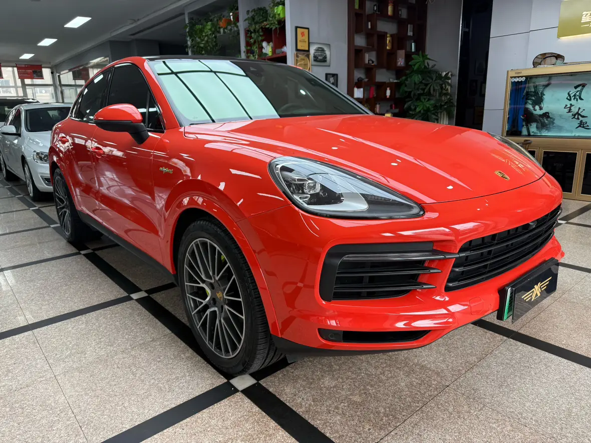 Porsche Cayenne Coupé E-Hybrid