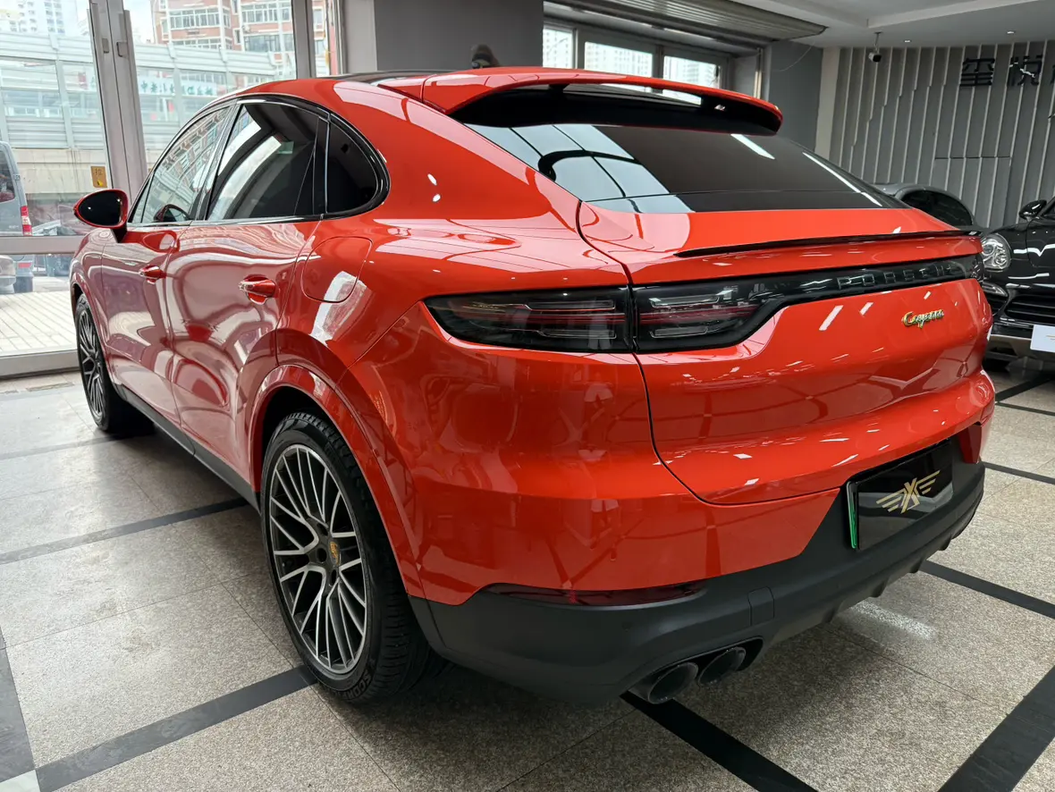 Porsche Cayenne Coupé E-Hybrid