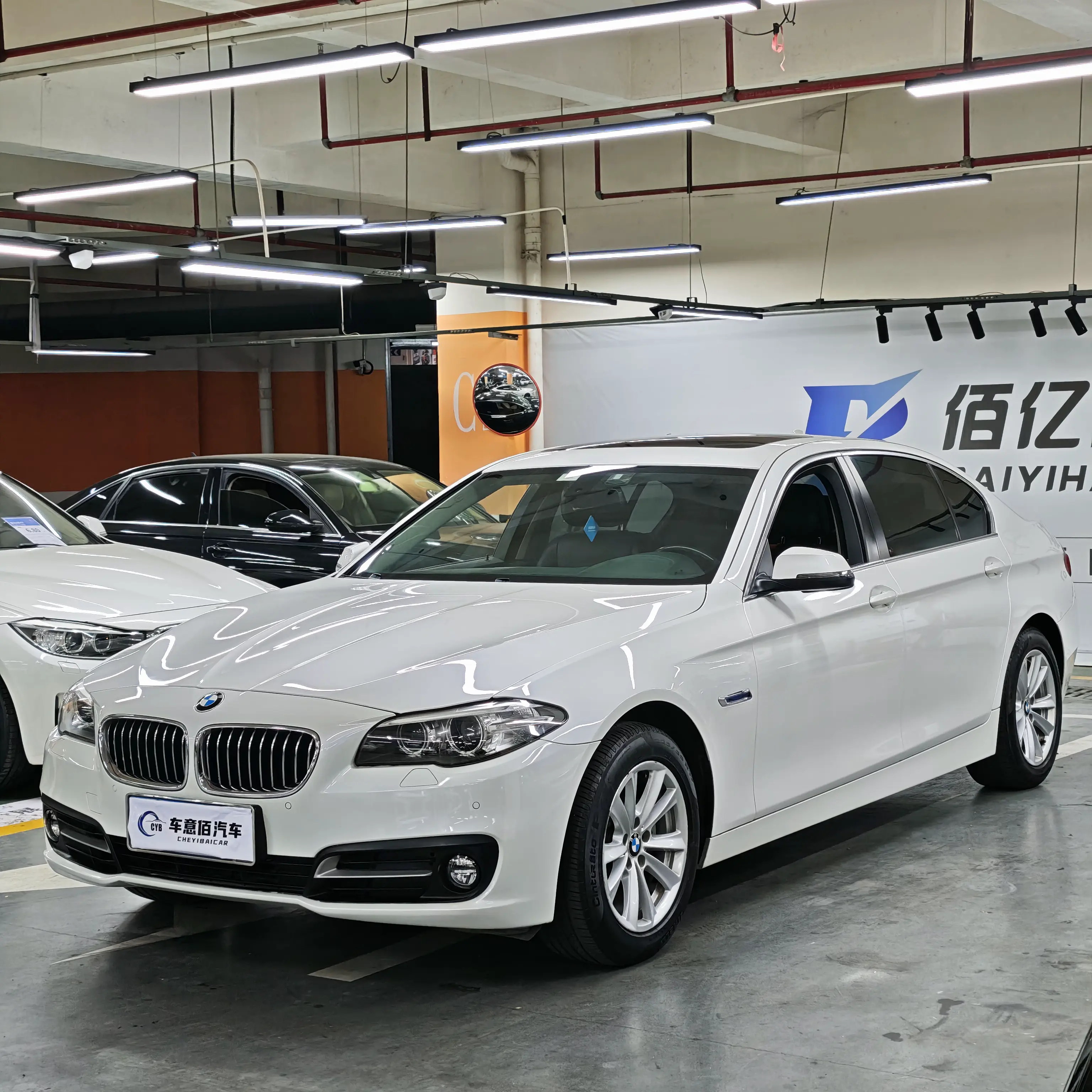 BMW 5 Series  из Китая