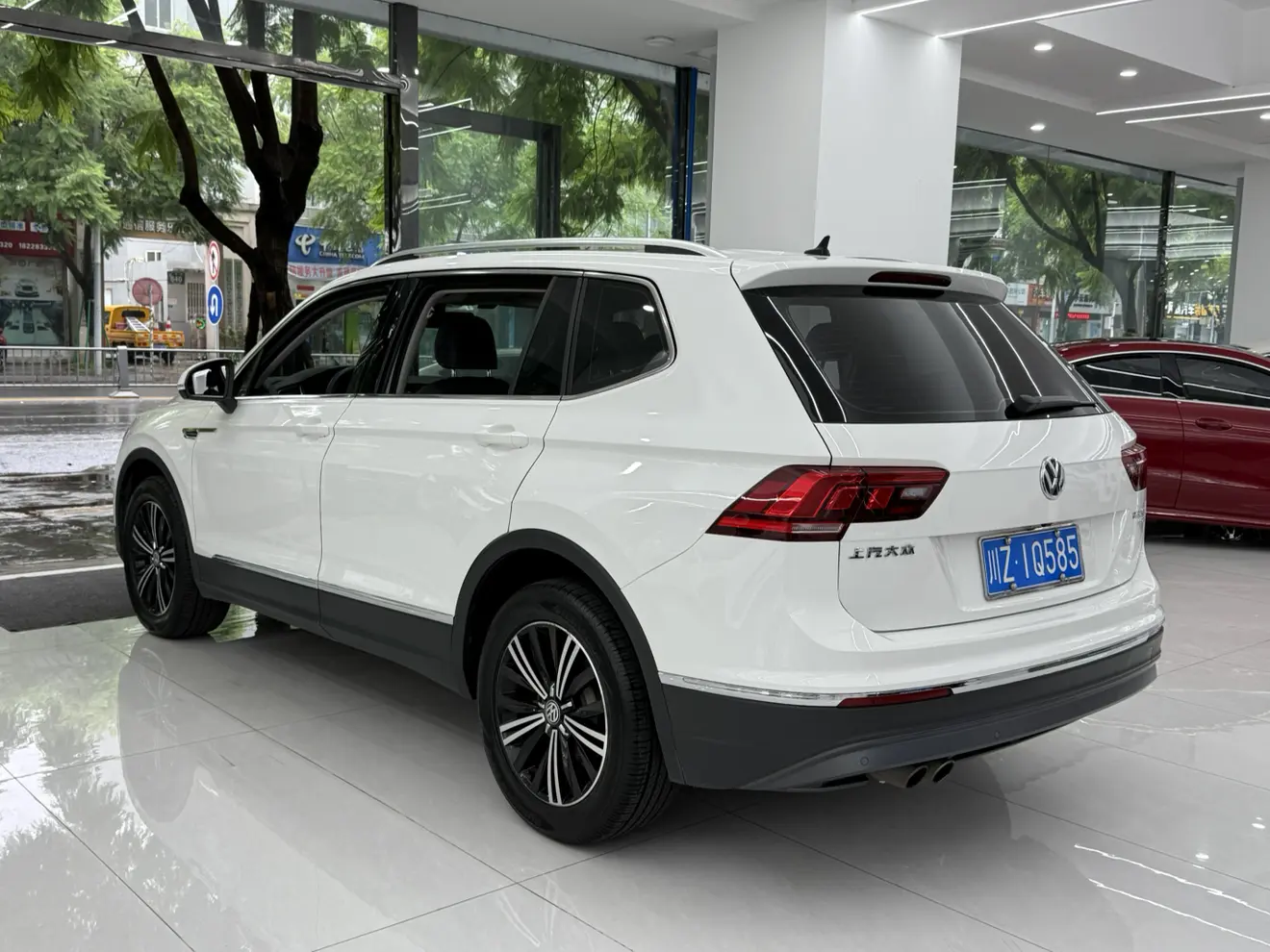 Volkswagen Tiguan L