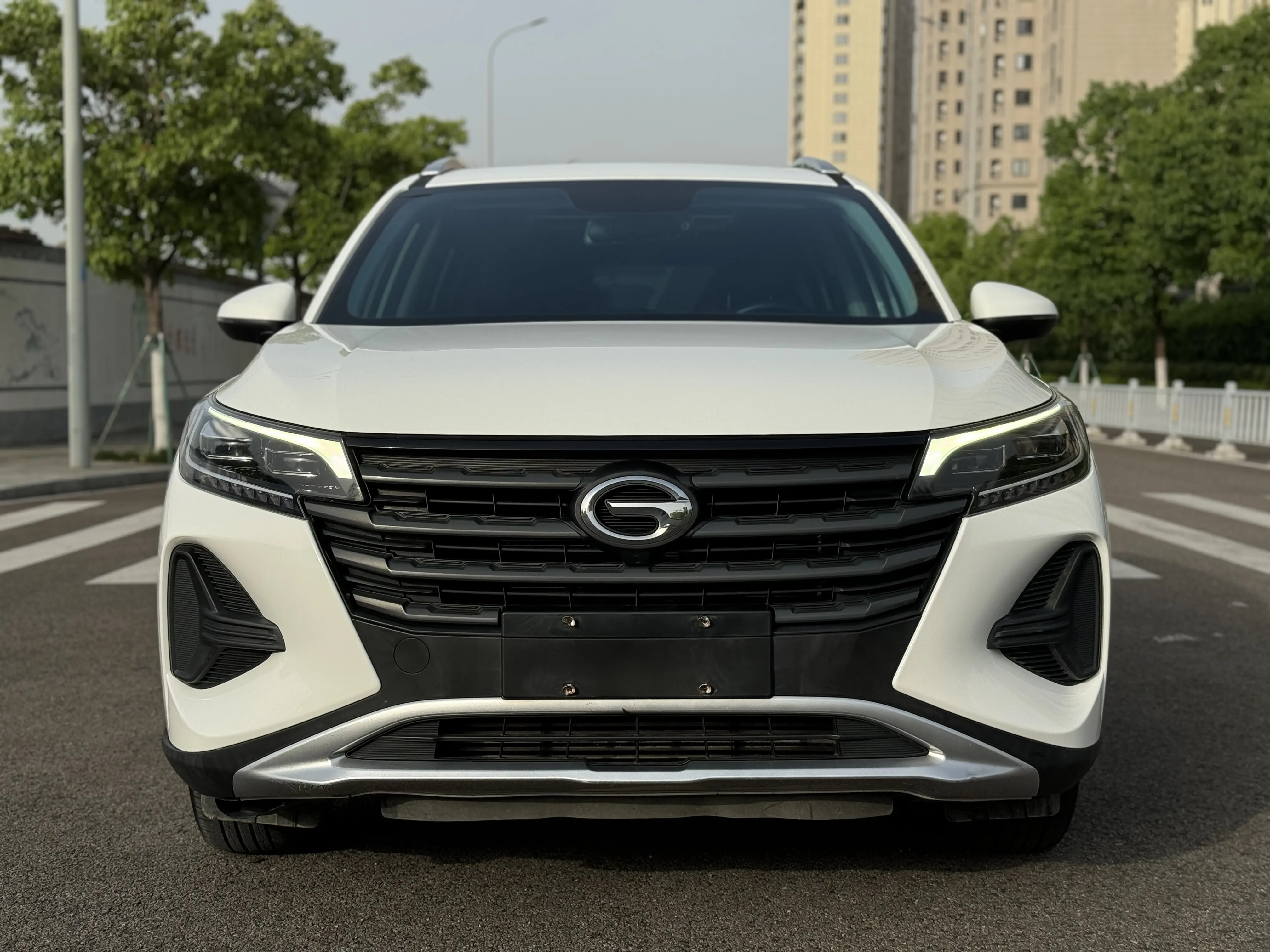 GAC Trumpchi GS4  из Китая