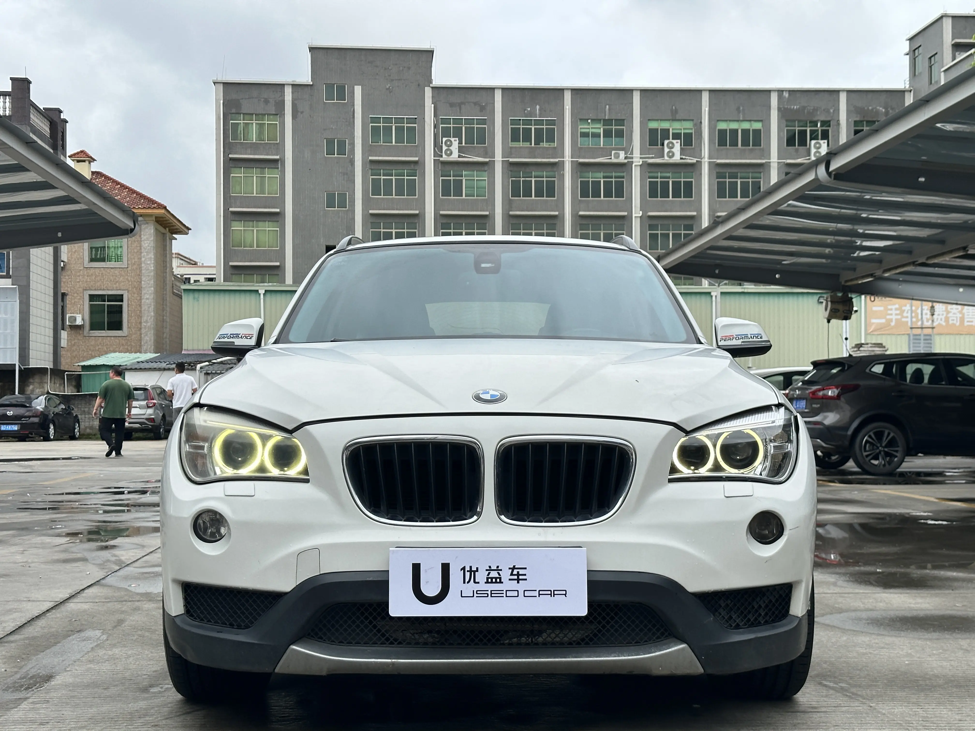 BMW X1  из Китая