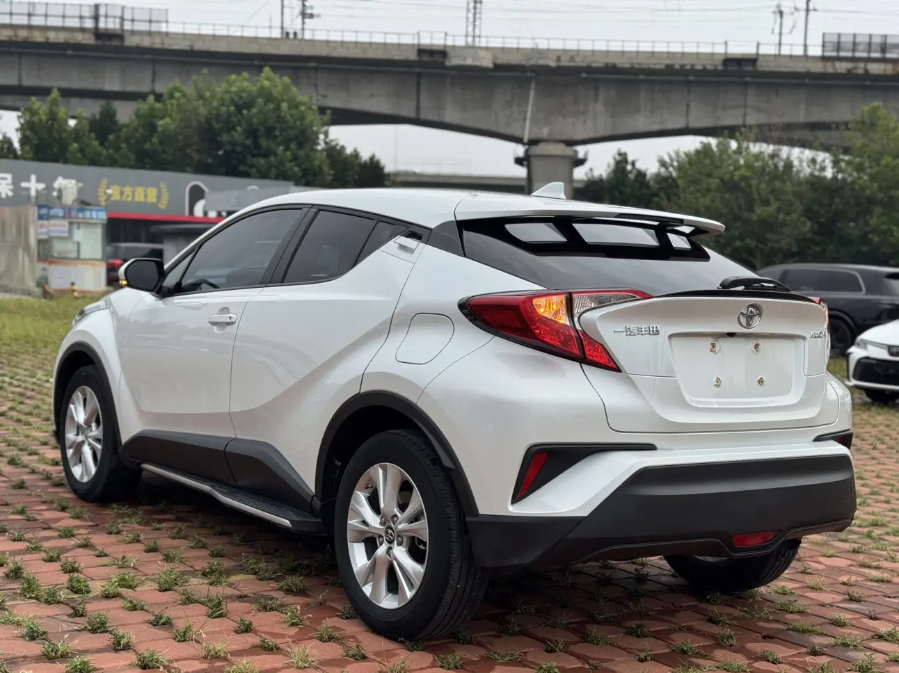 Toyota C-HR Hybrid