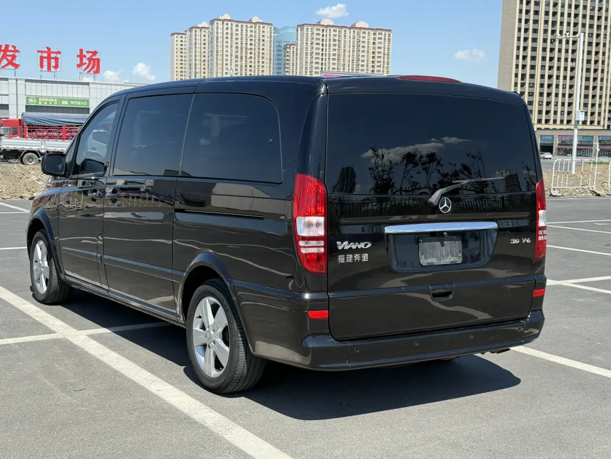 Mercedes-Benz Viano