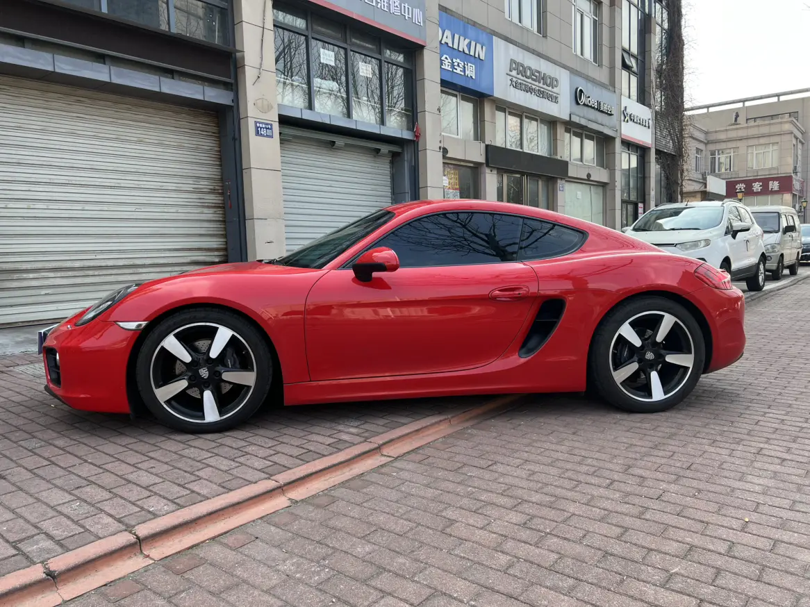 Porsche Cayman