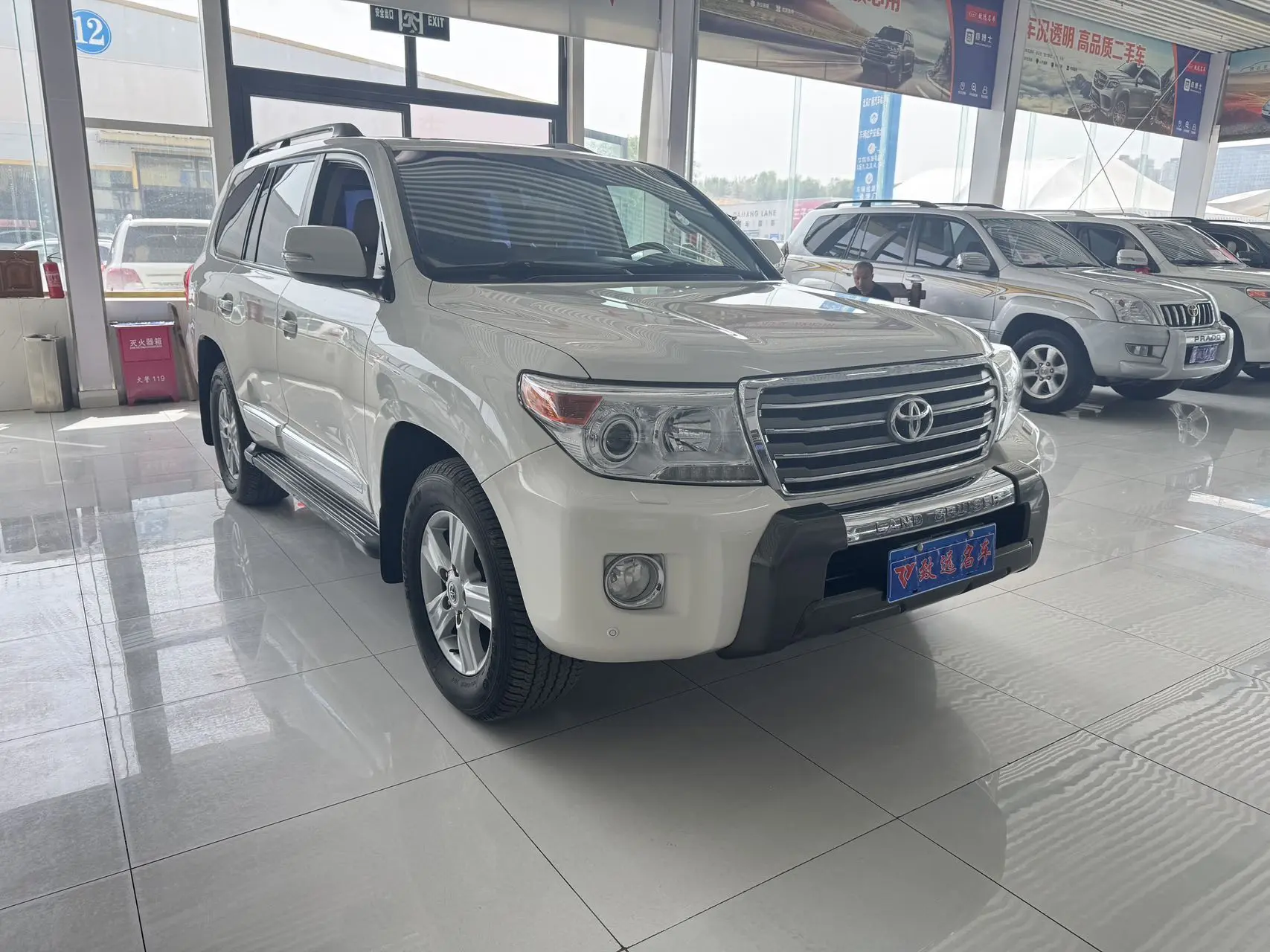 Toyota Land Cruiser