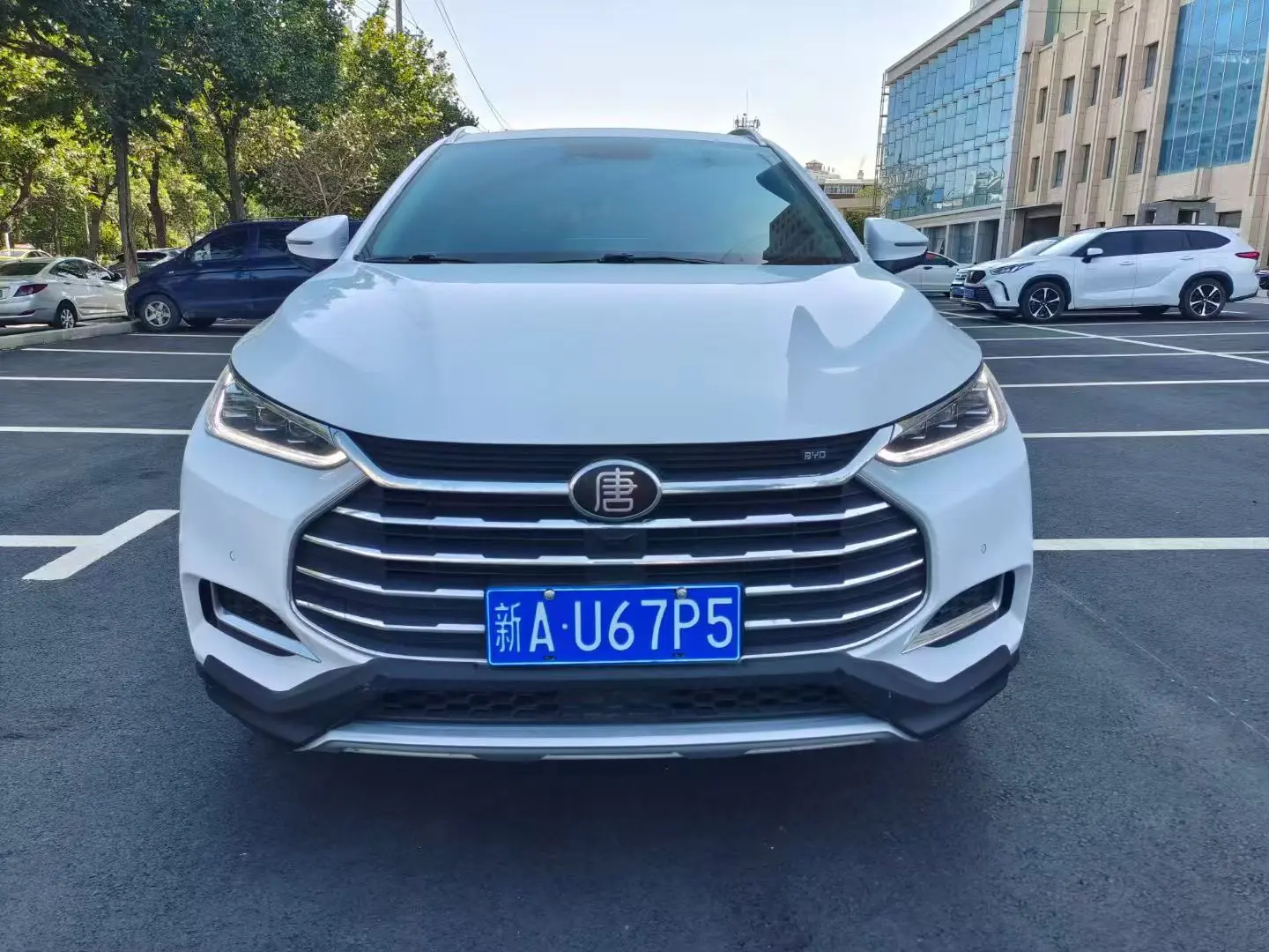BYD Tang  из Китая