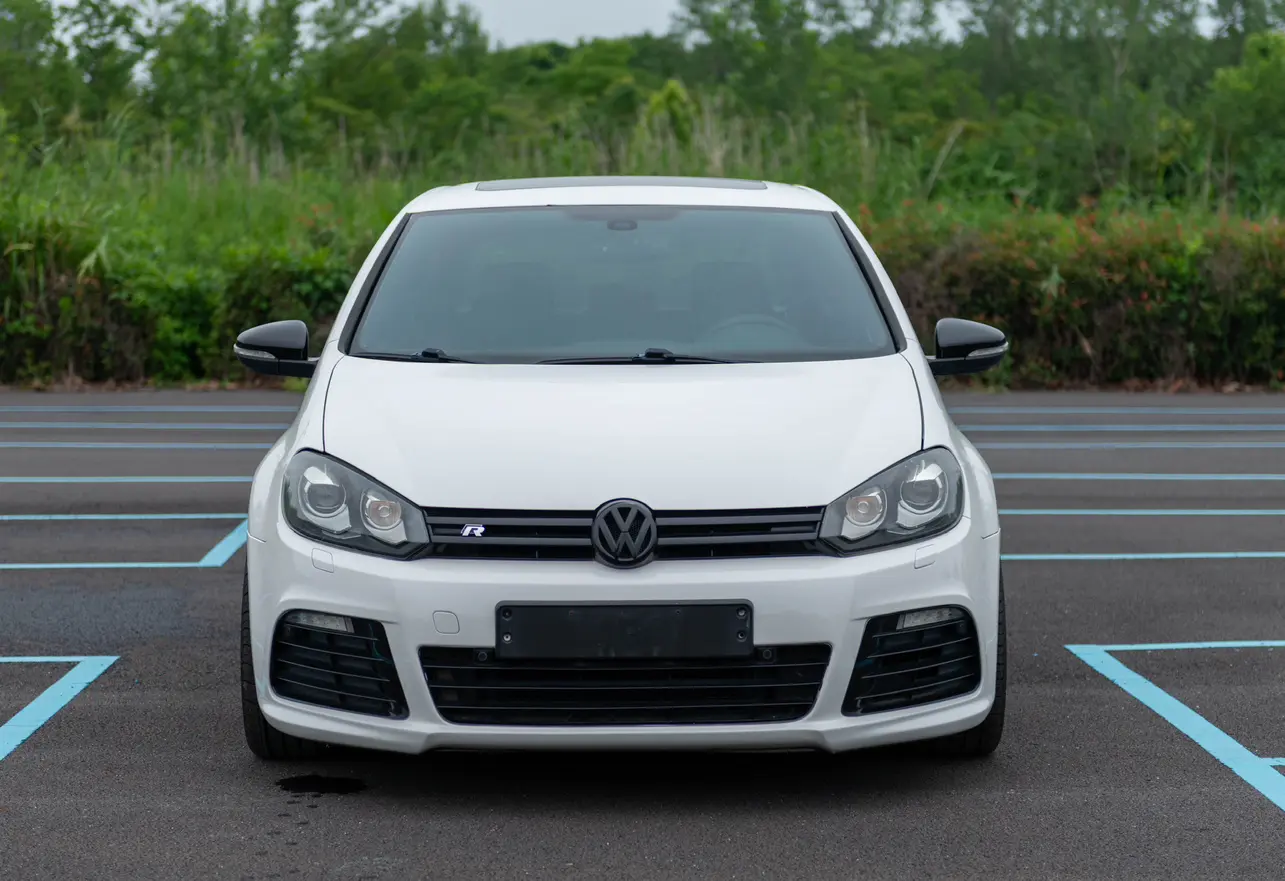 Volkswagen Golf (imported)