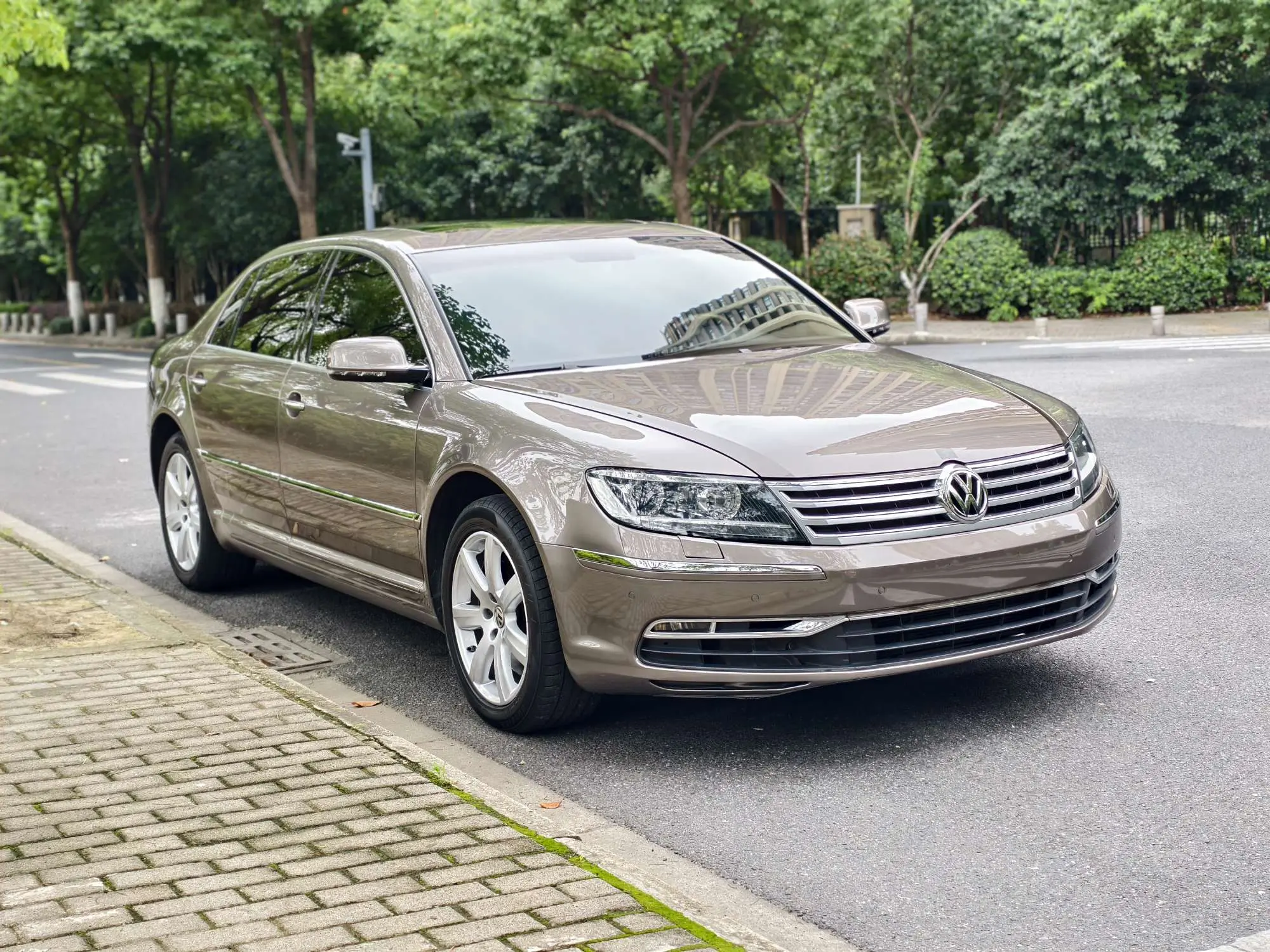 Volkswagen Phaeton