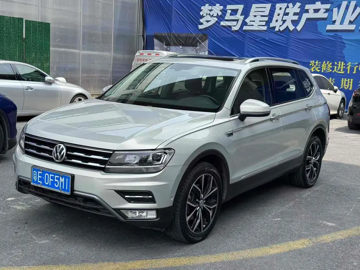 Volkswagen Tiguan L