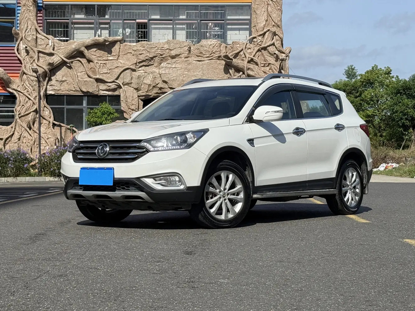 Dongfeng Fengshen AX7