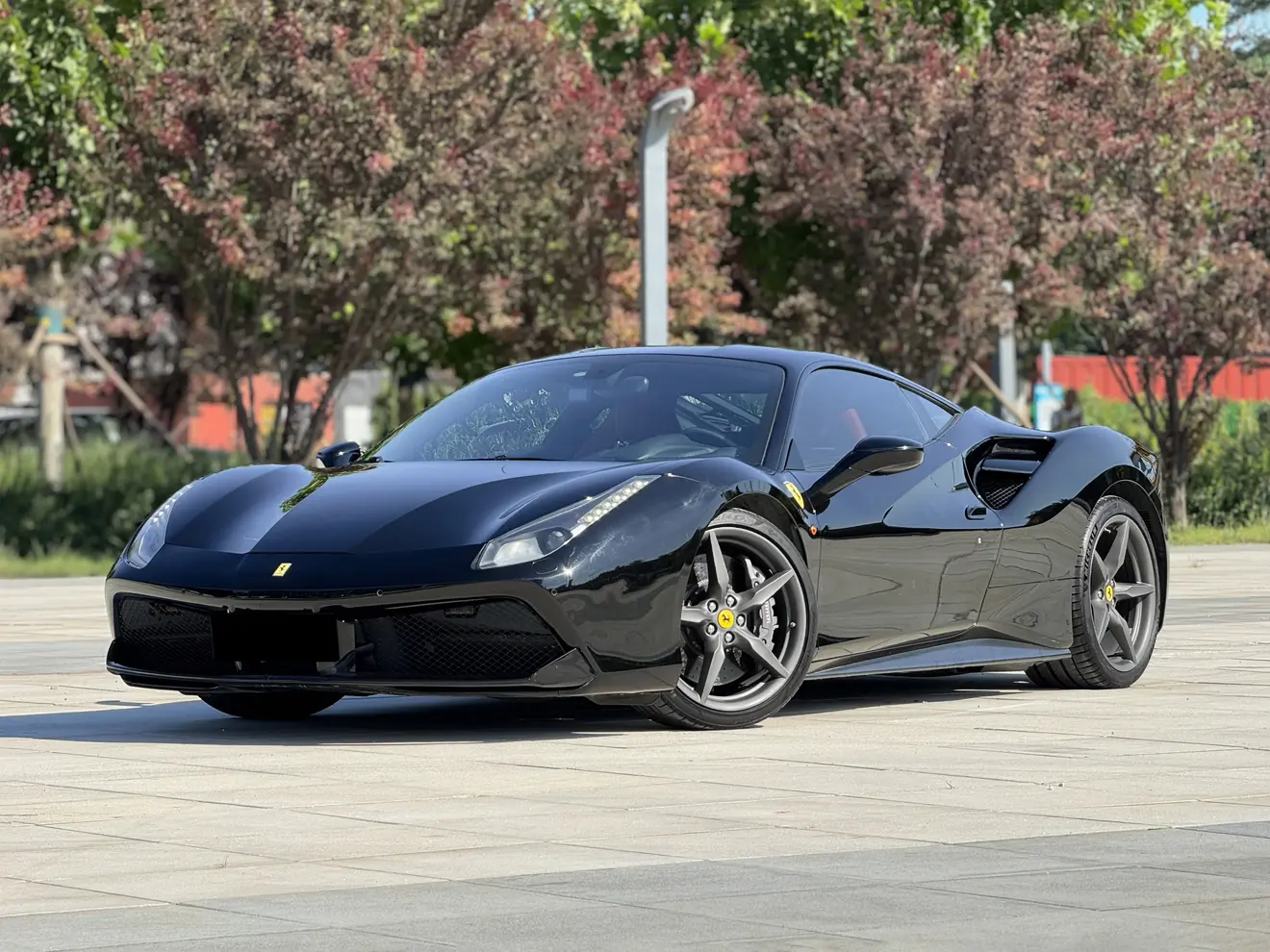 Ferrari 488