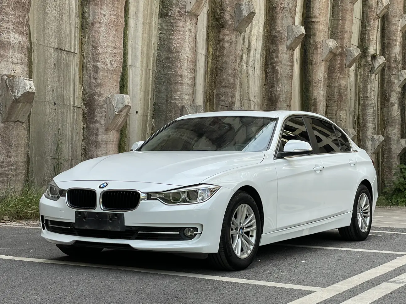 BMW 3 Series  из Китая