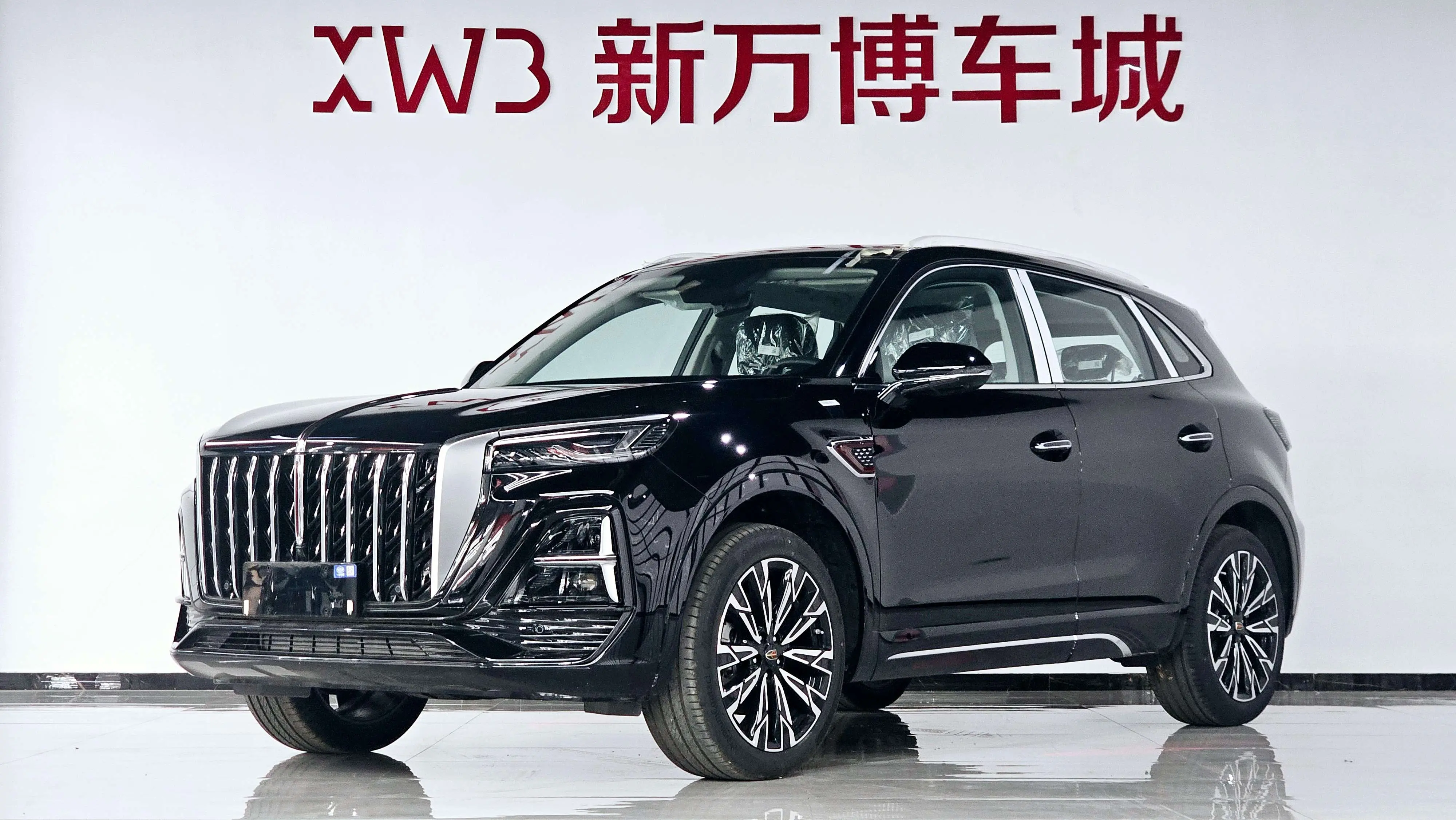 Hongqi HS5  из Китая