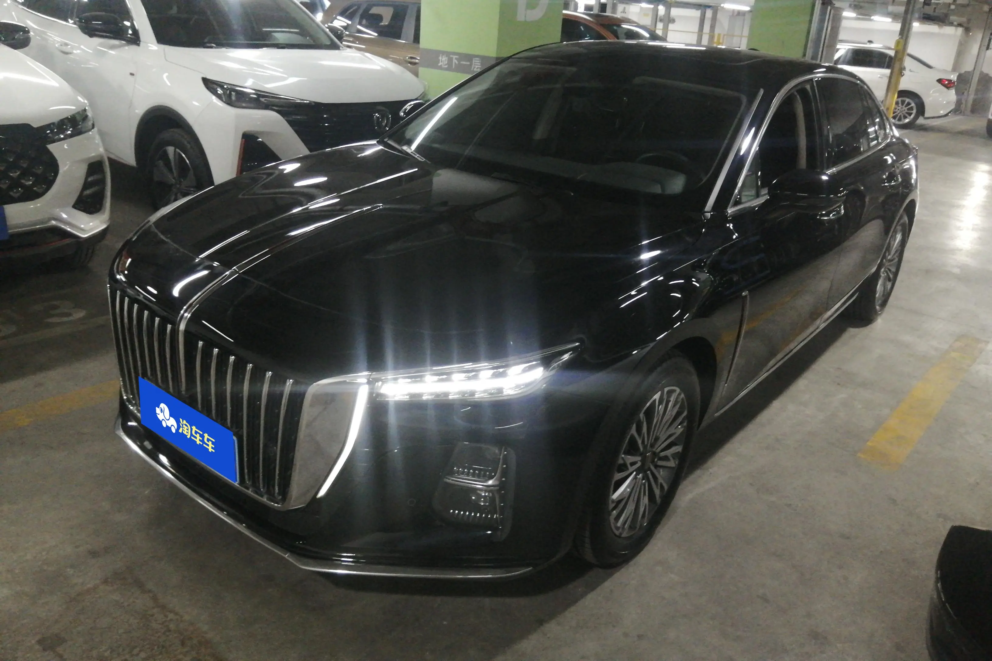 Hongqi H5  из Китая