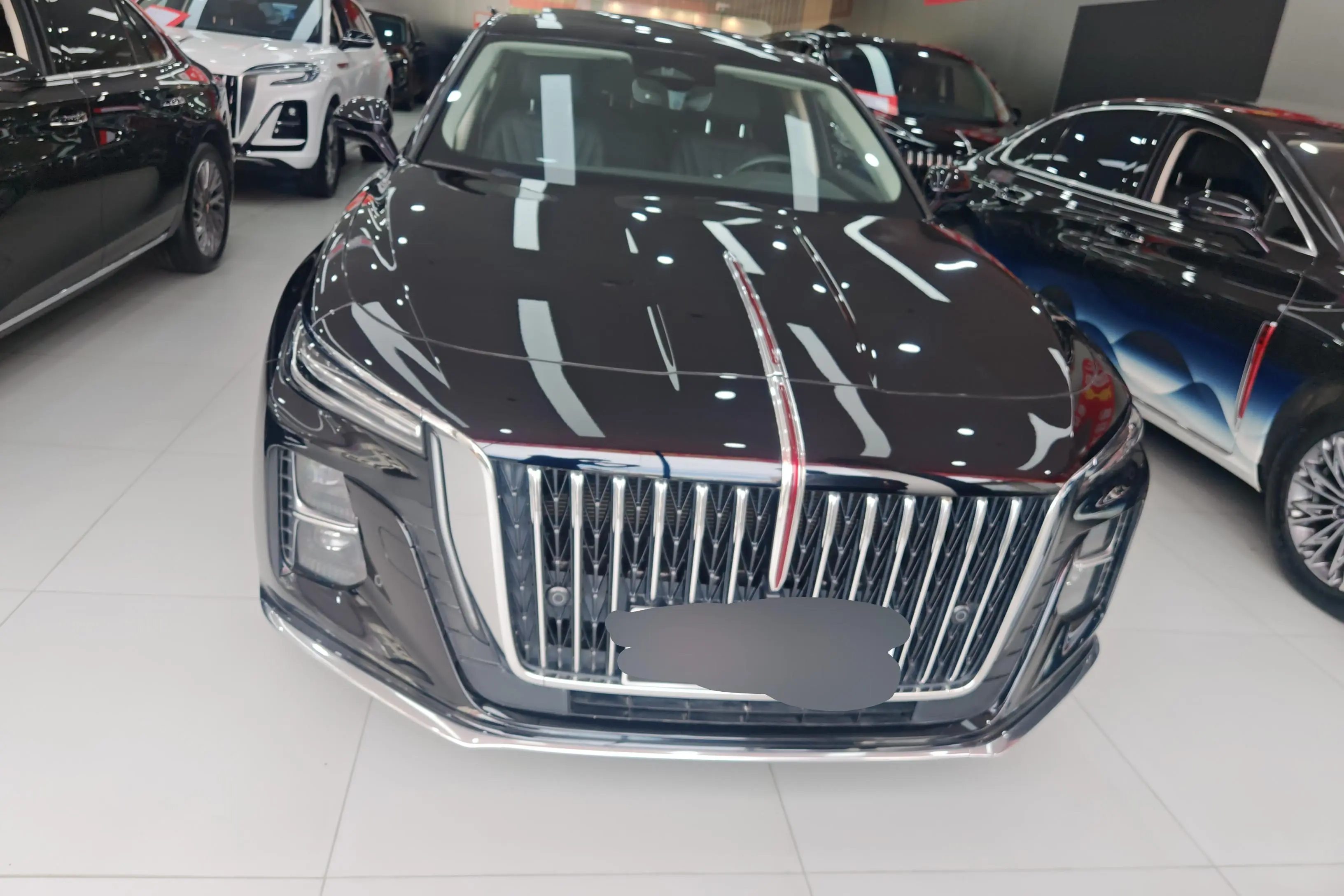 Hongqi H5  из Китая