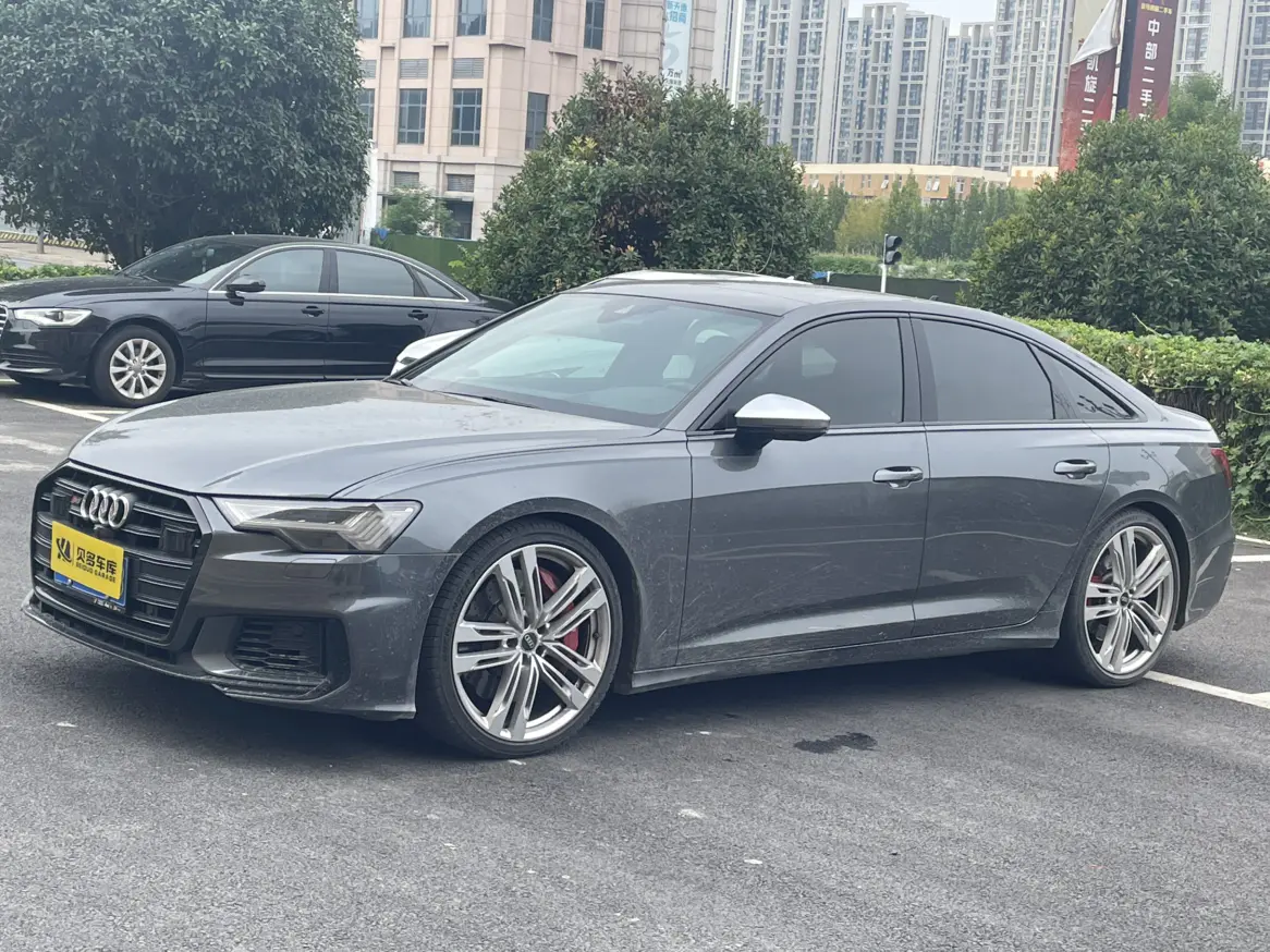 Audi S6