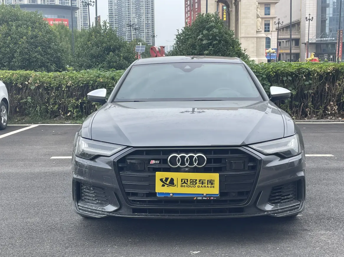 Audi S6