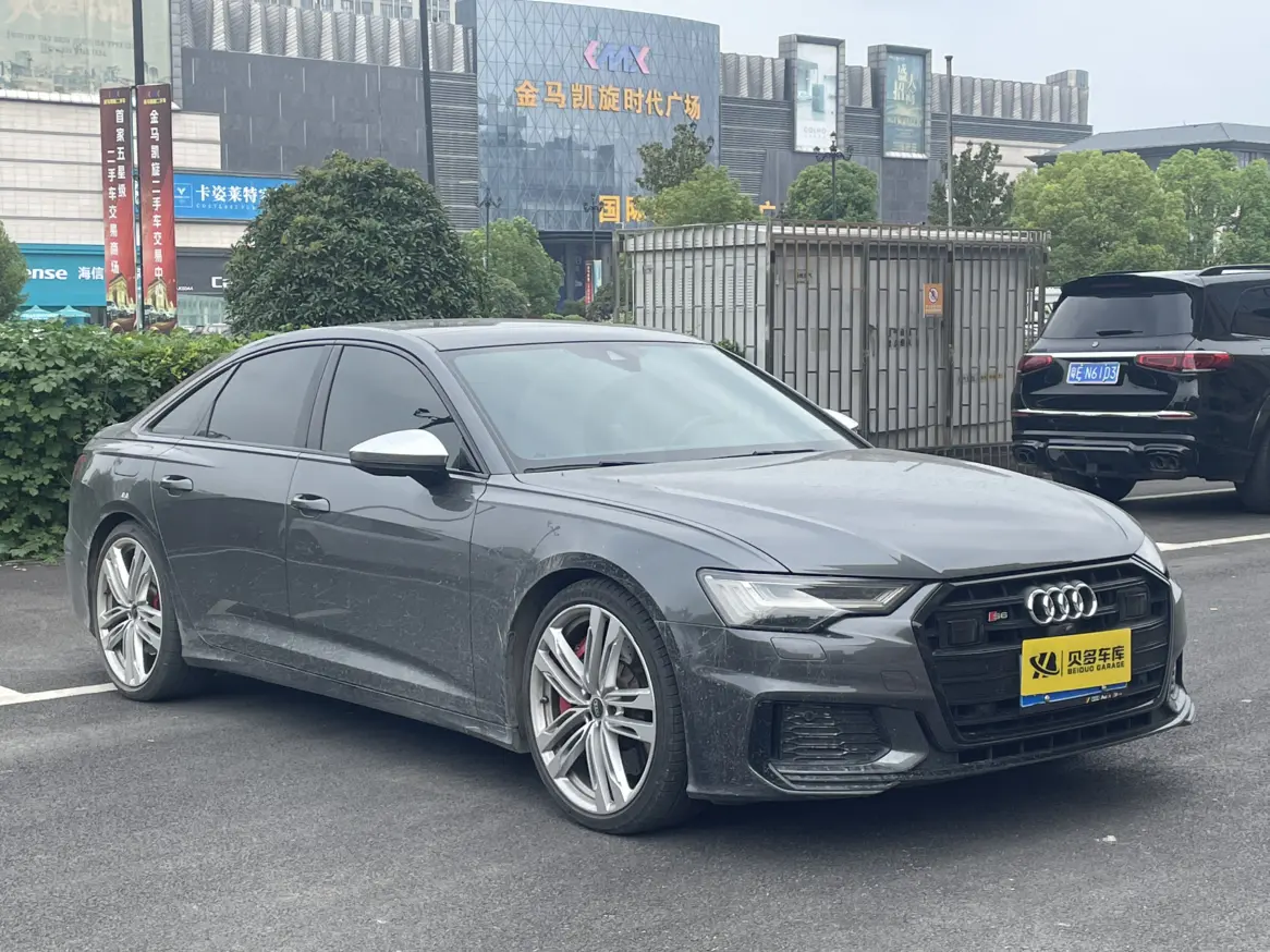 Audi S6