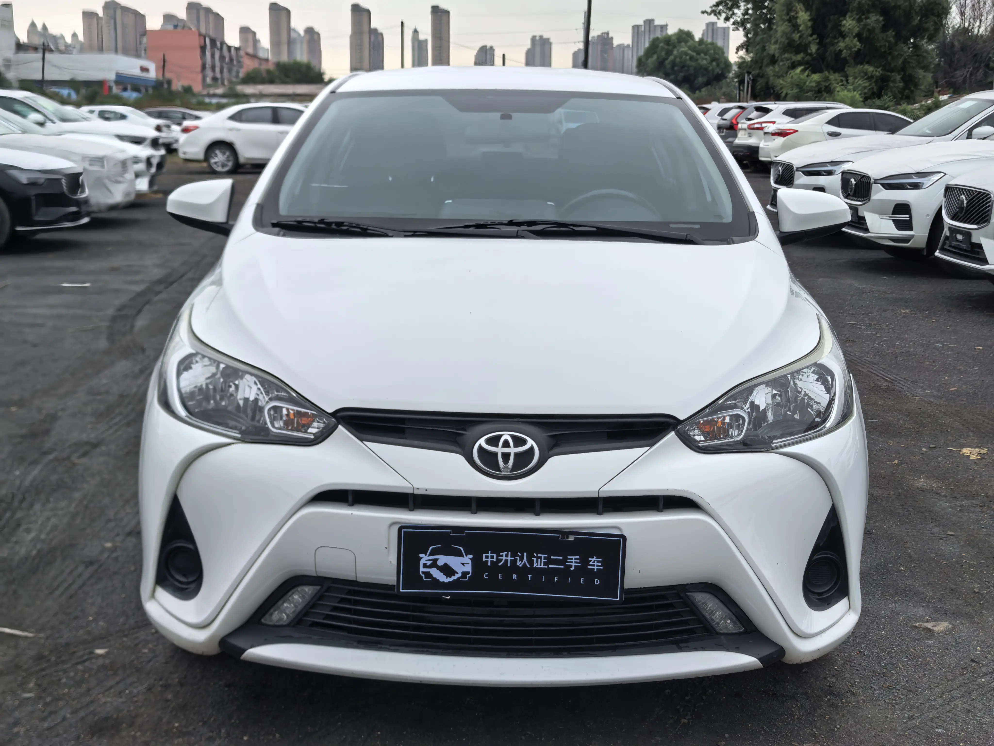 Toyota YARiS L Enjoy