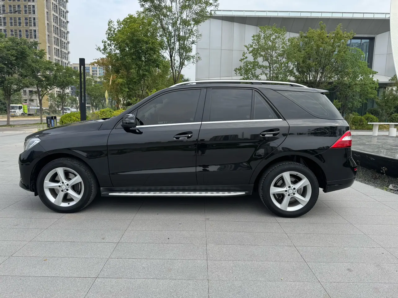 Mercedes-Benz Mercedes Benz M Class