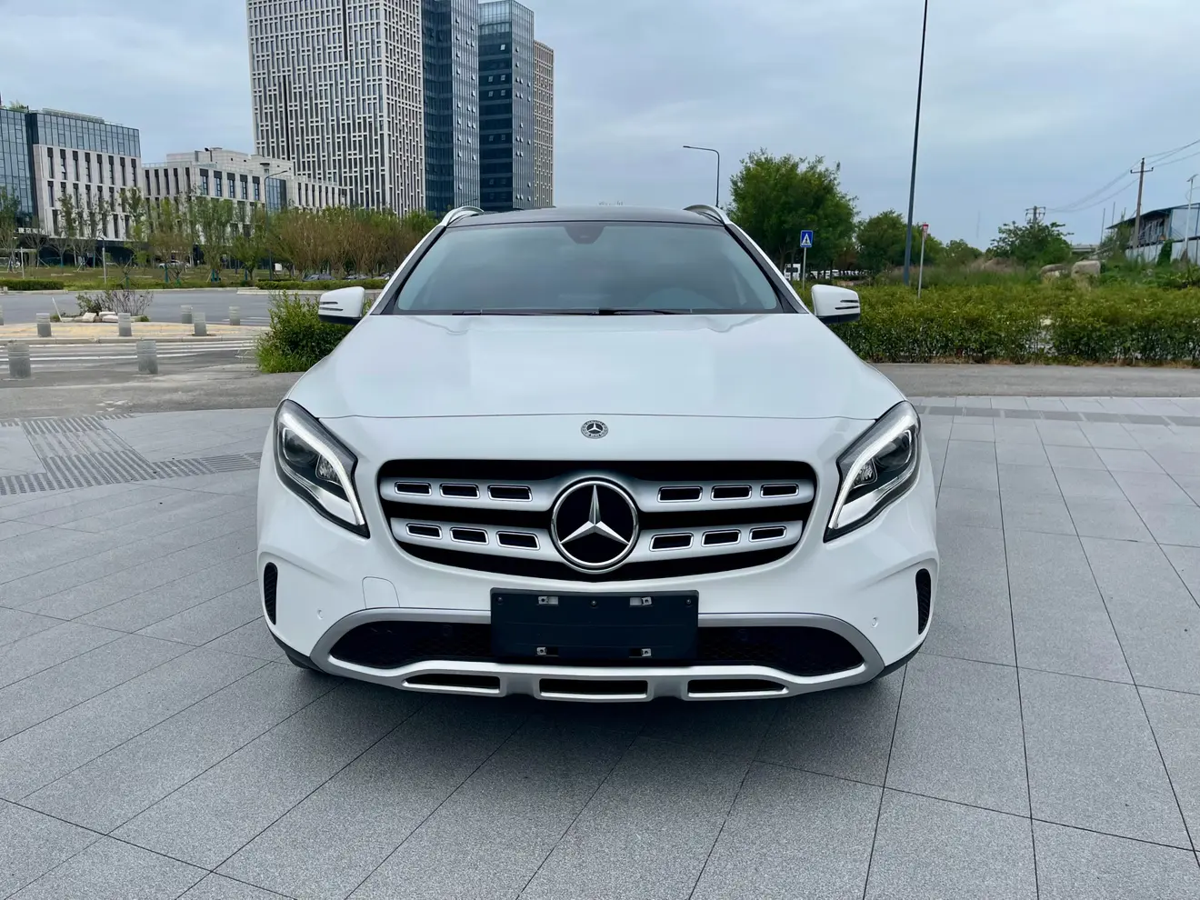 Mercedes-Benz GLA  из Китая