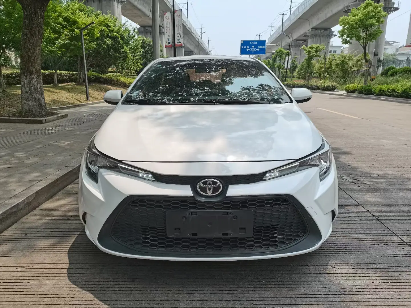 Toyota Levin (Lei Ling)  из Китая