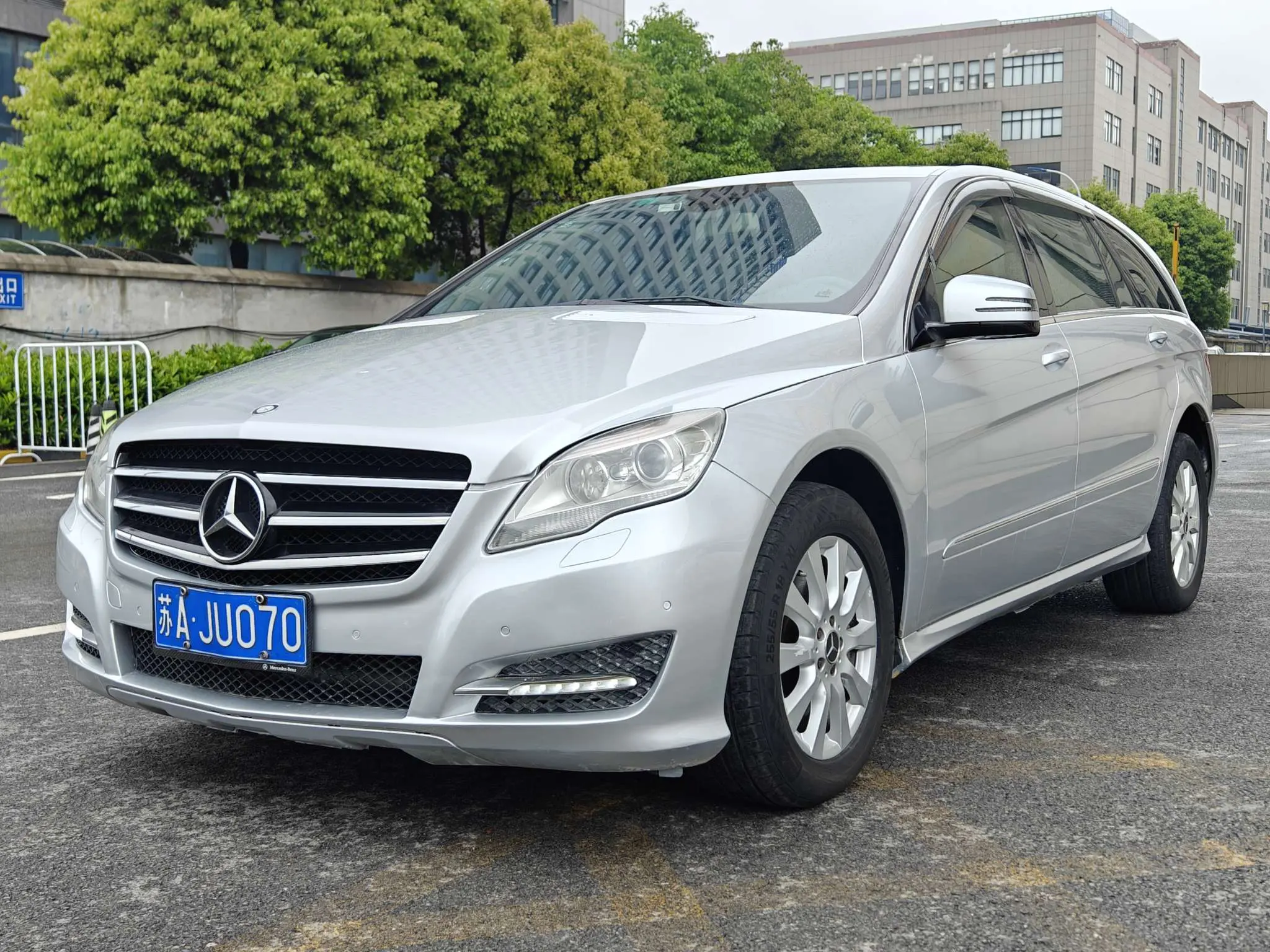 Mercedes-Benz R-Class  из Китая