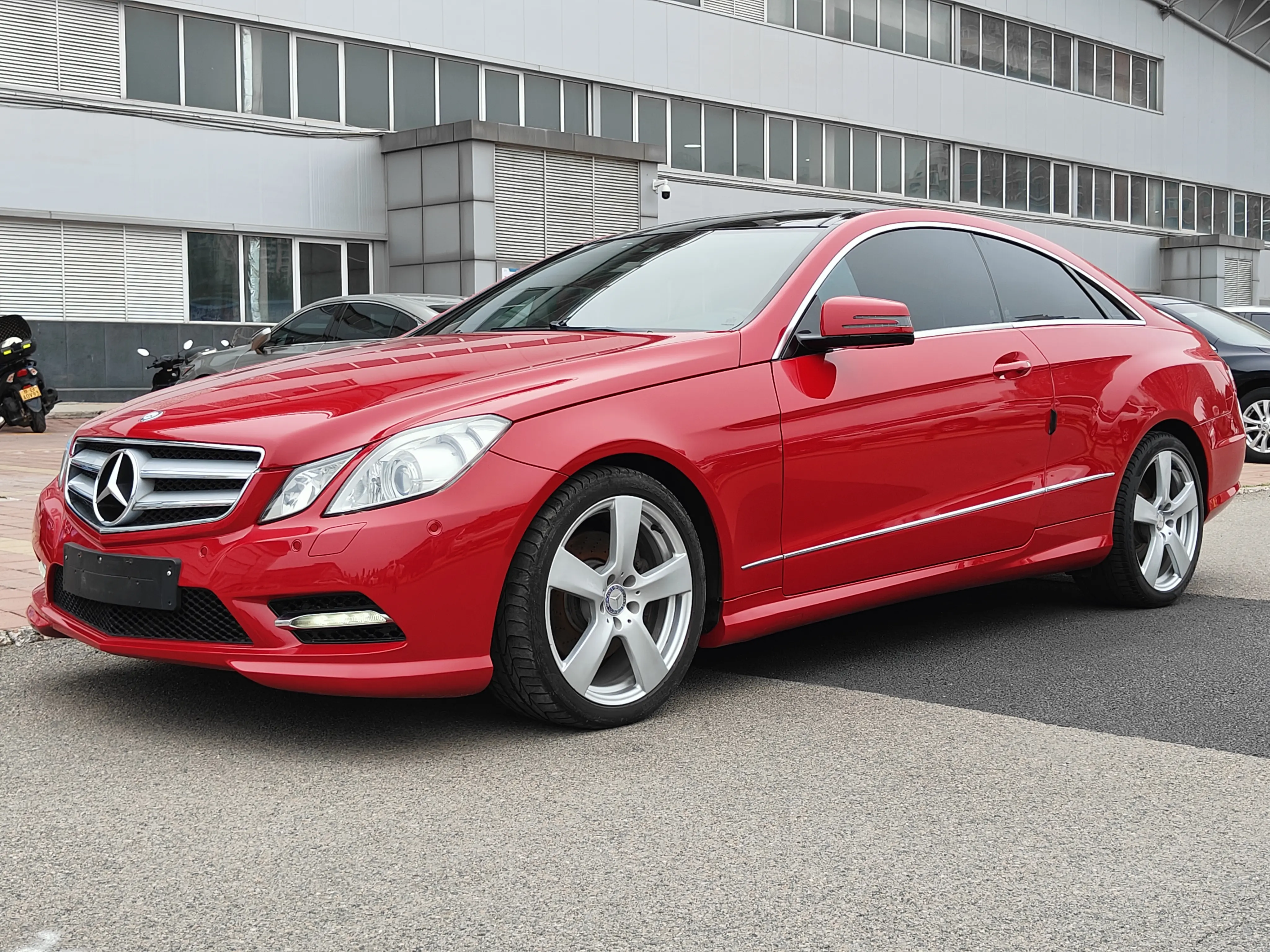 Mercedes-Benz E-Class (imported)  из Китая