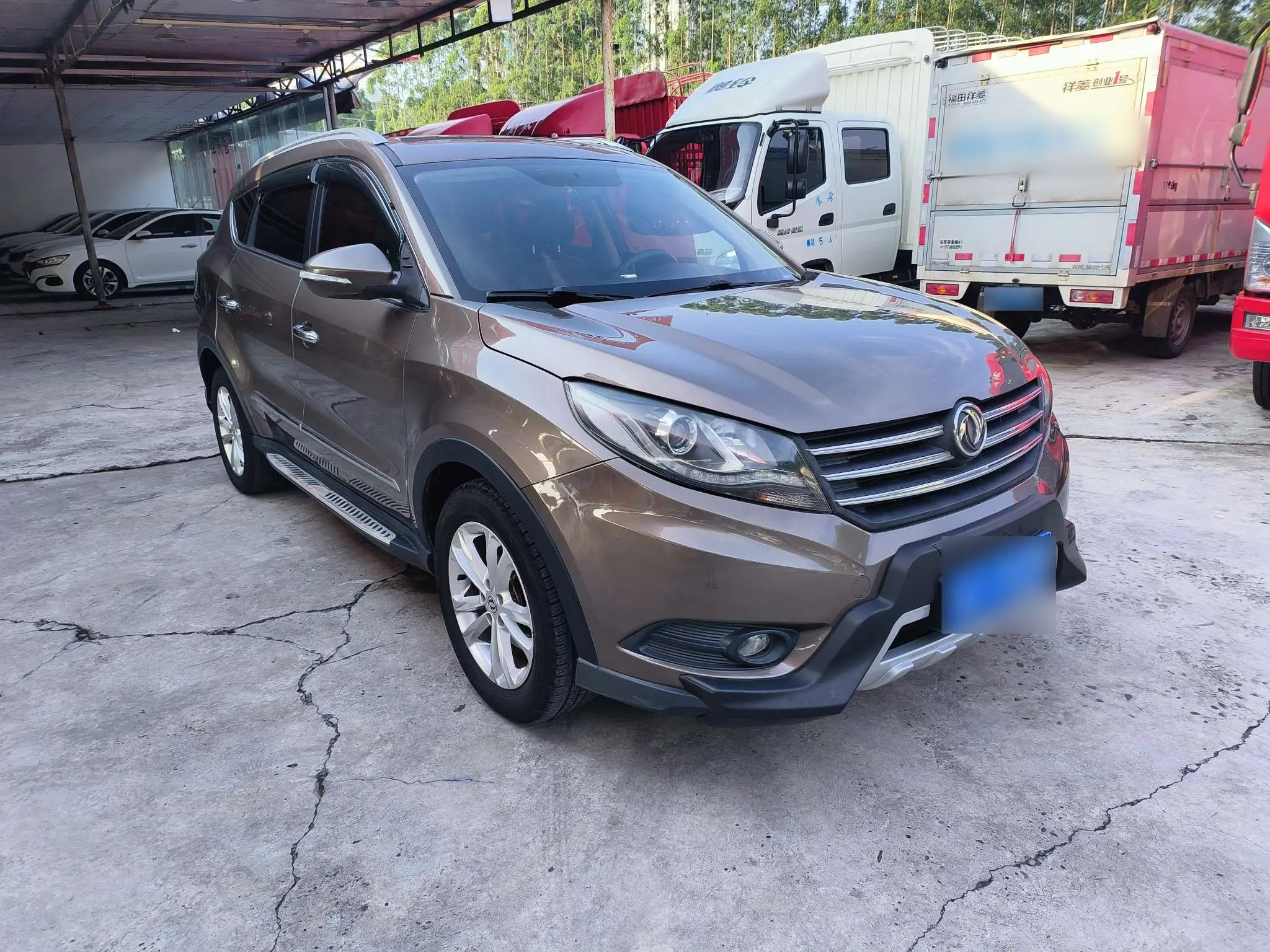 Dongfeng Fengon 580