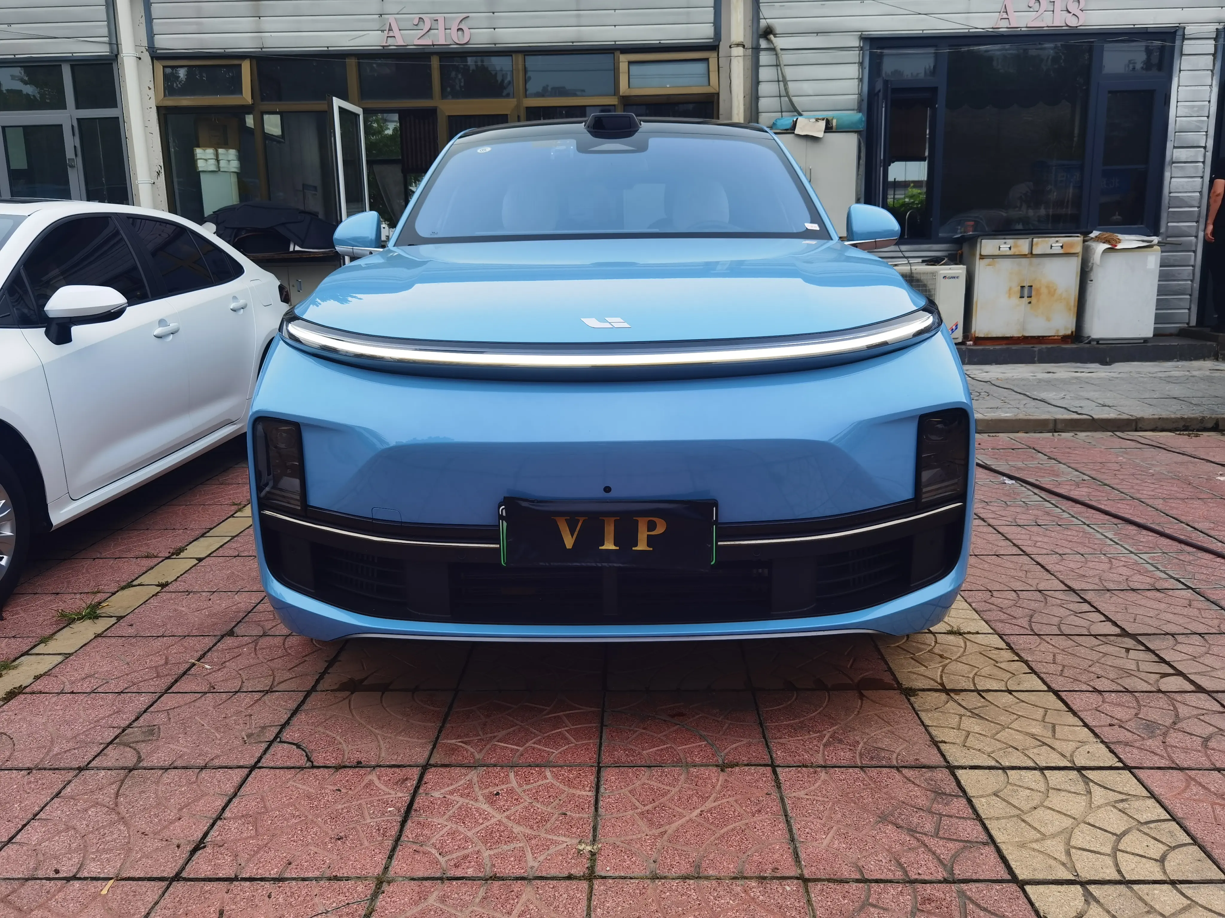 Li L8 (Ideal L8)  из Китая