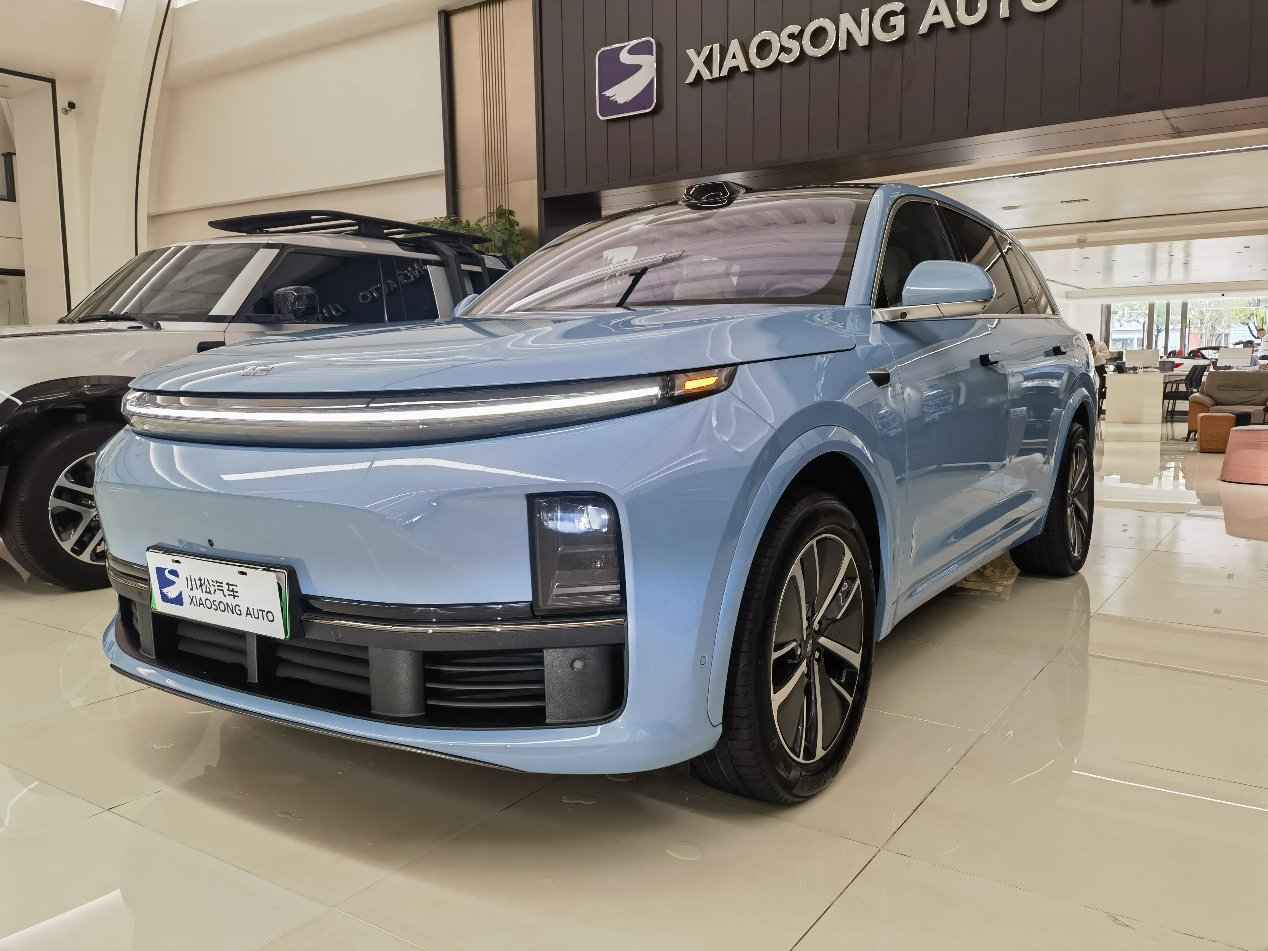 Li L7 (Ideal L7)  из Китая