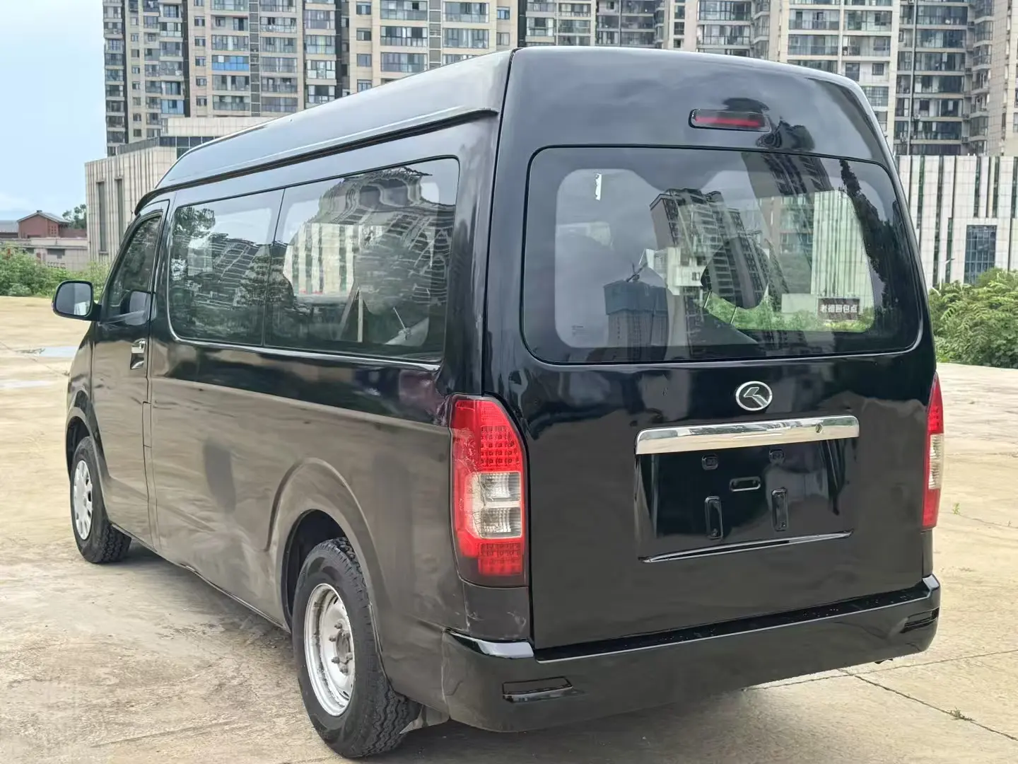 Golden dragon Kelly Hulk