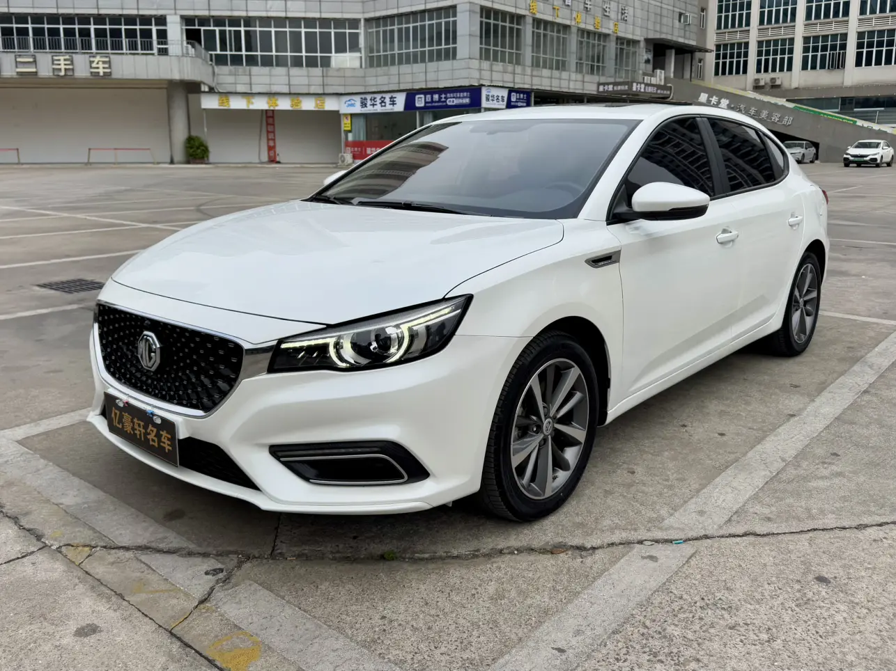 MG 6  из Китая