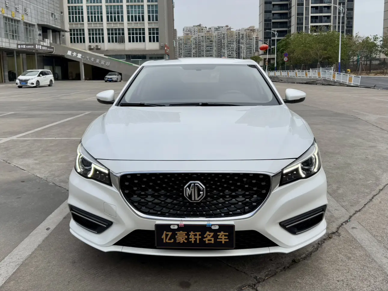 MG 6  из Китая