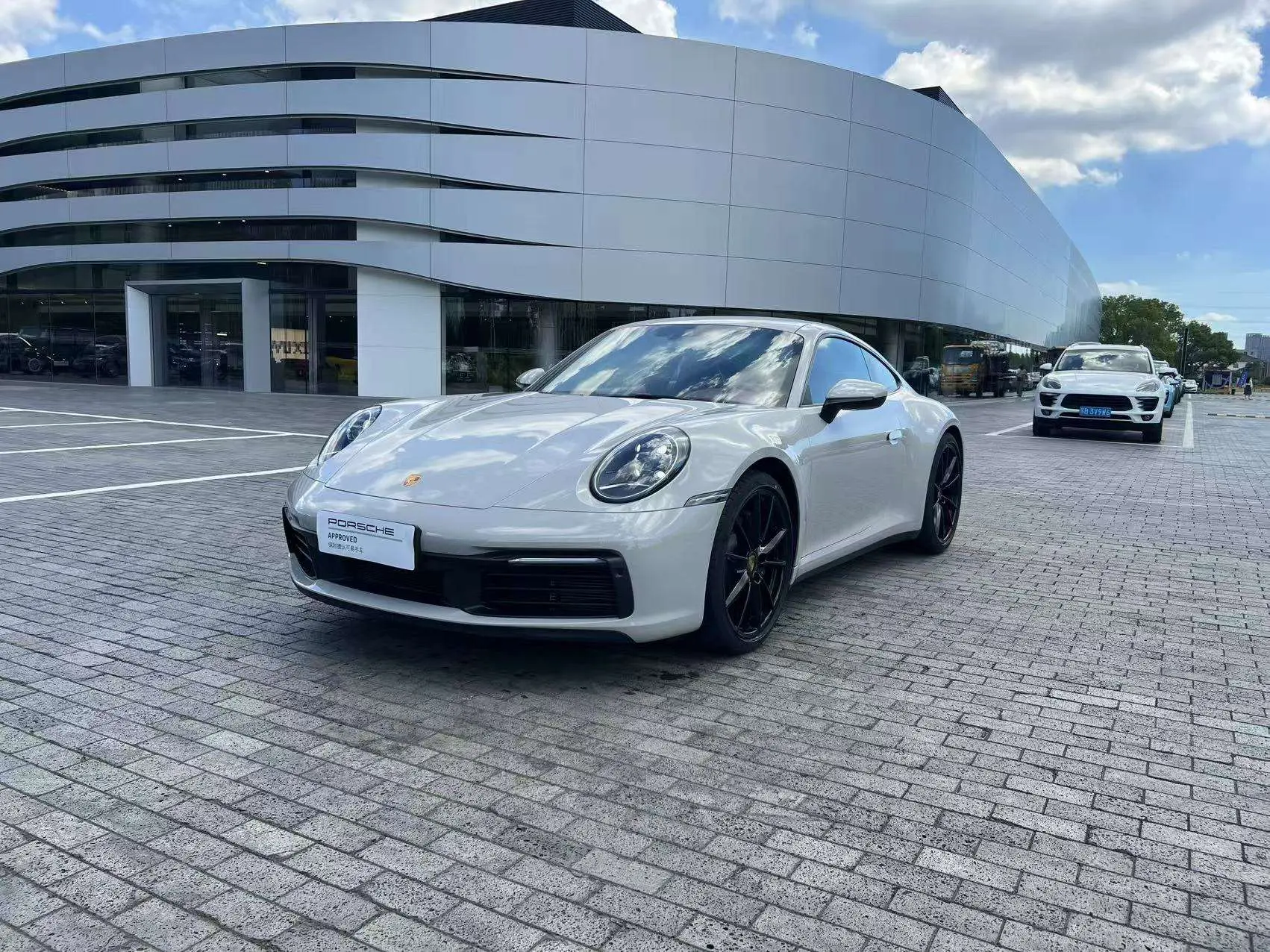 Porsche 911