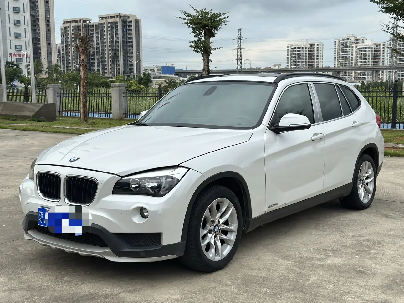 BMW X1  из Китая