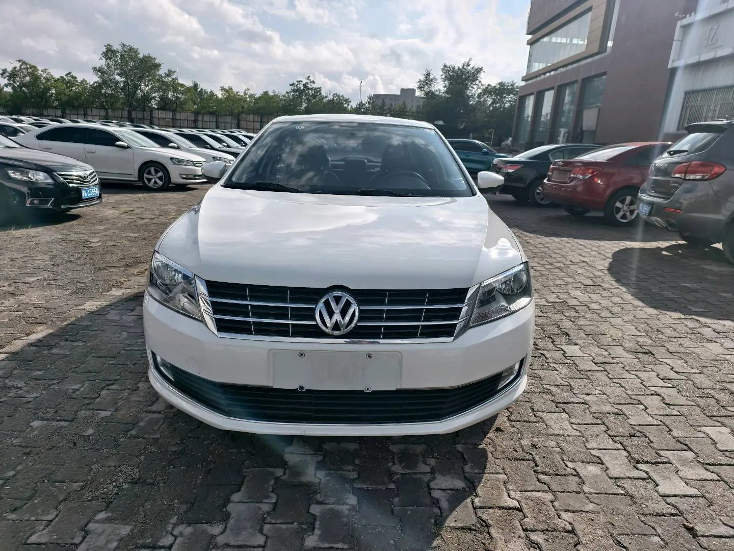 Volkswagen Lavida  из Китая