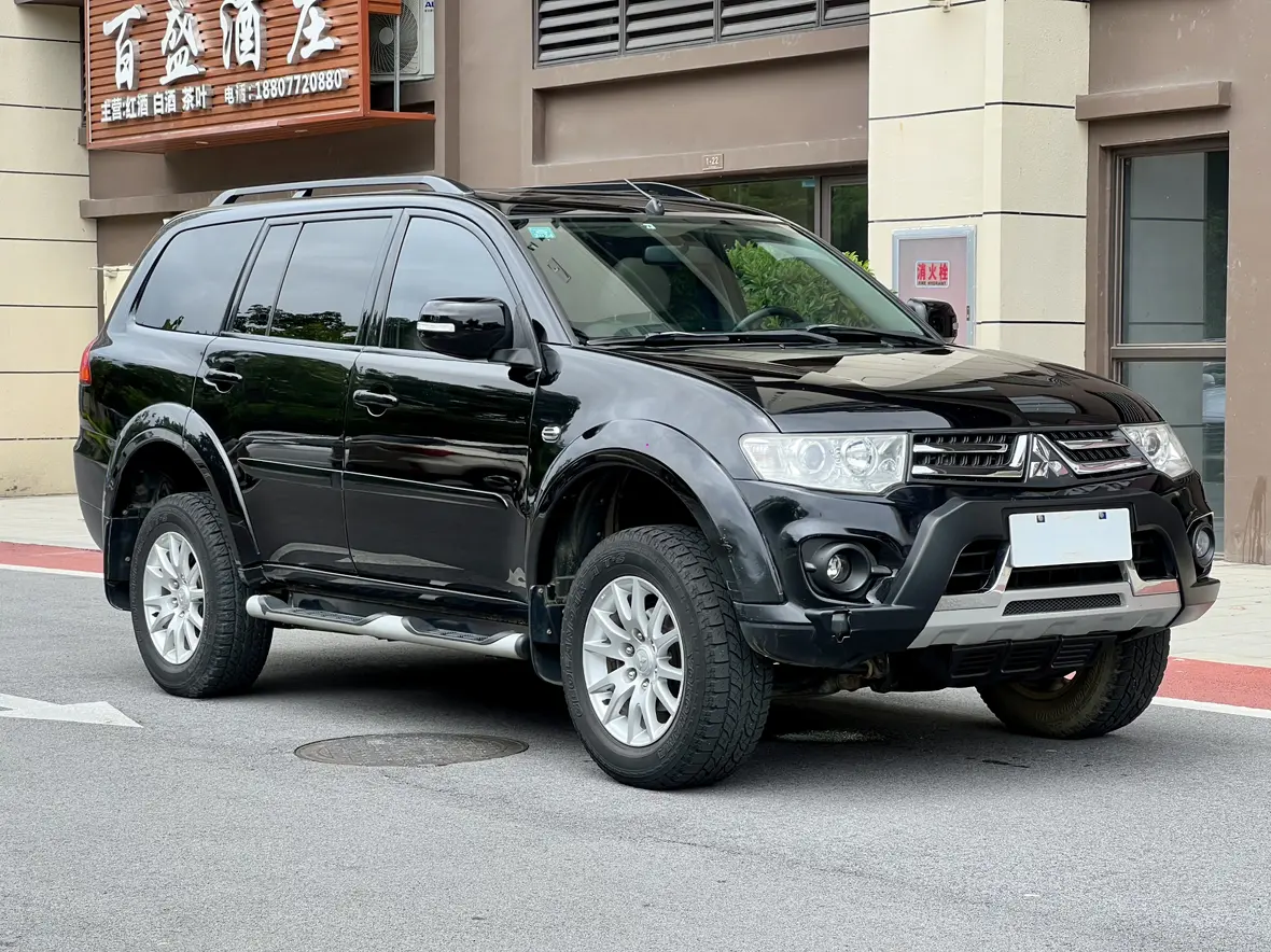Mitsubishi Pajero Jinchang