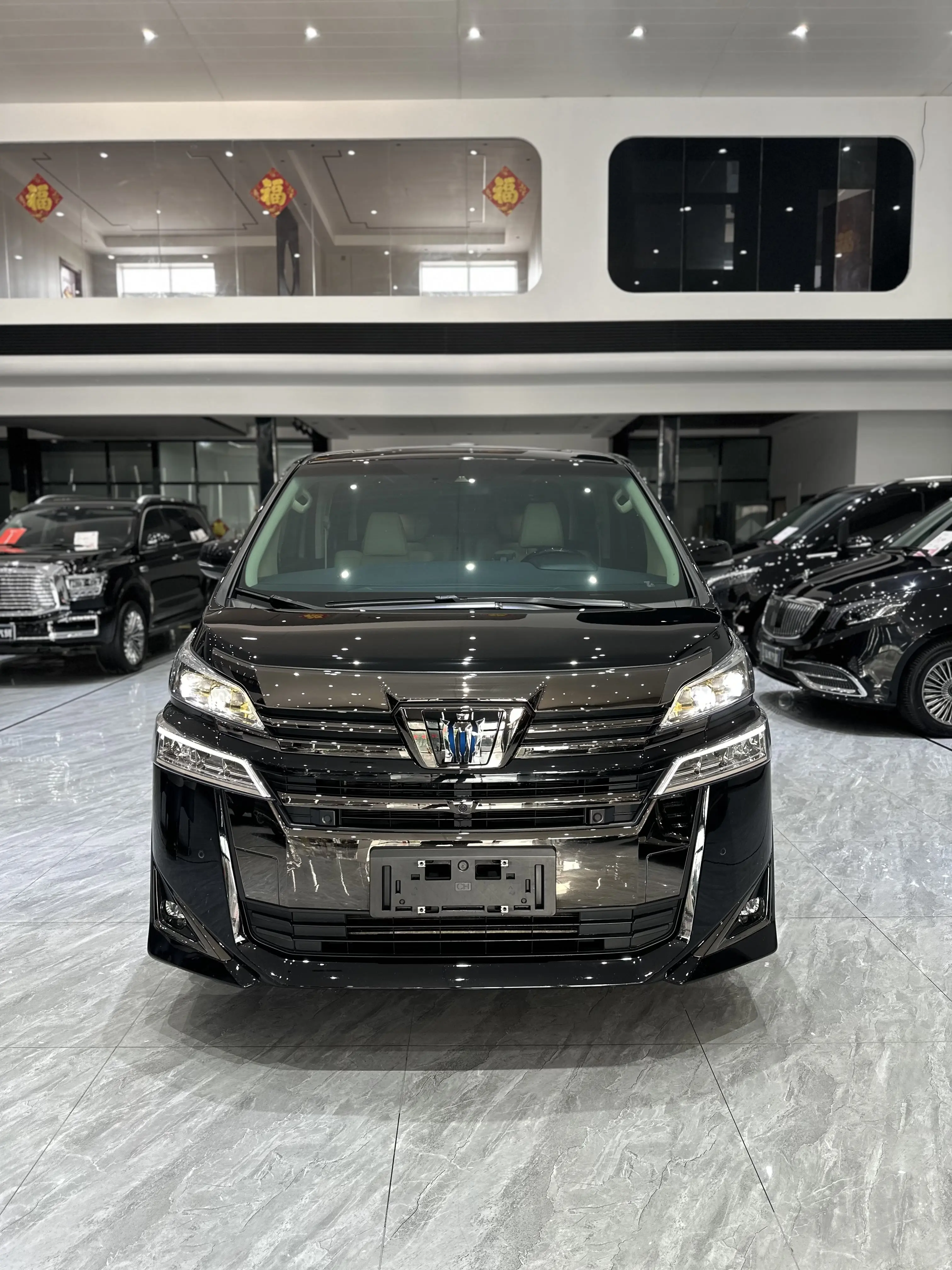 Toyota Crown Wellfire