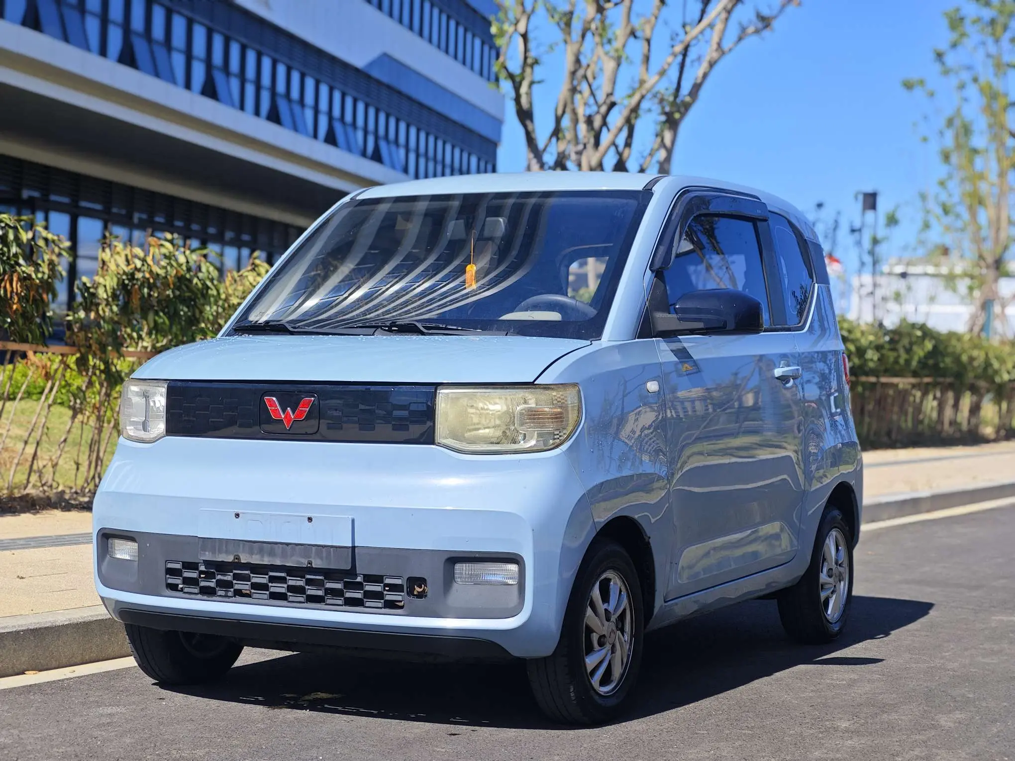 Wuling Hongguang MINIEV  из Китая