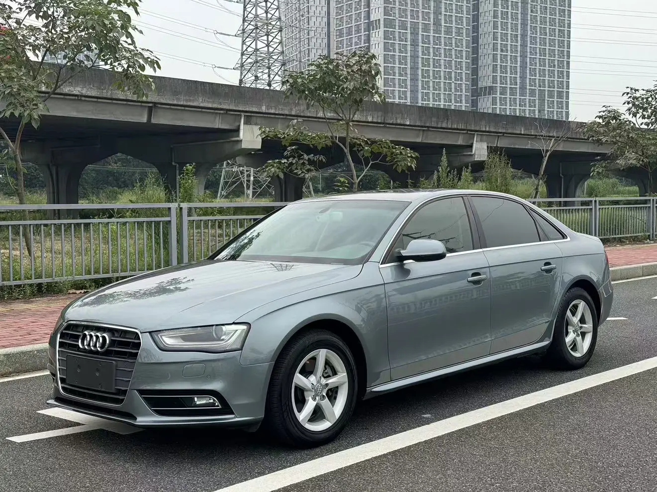 Audi A4L  из Китая