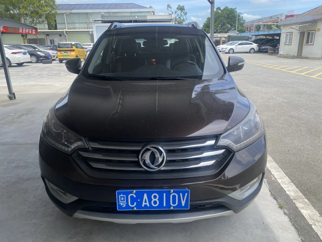 Dongfeng Fengshen AX7  из Китая