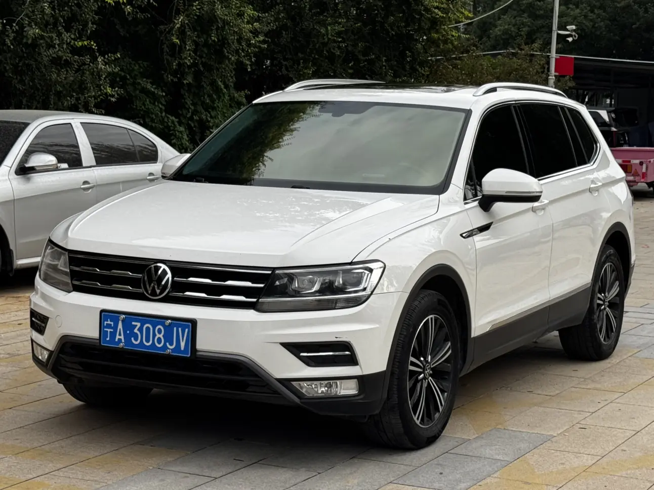 Volkswagen Tiguan L