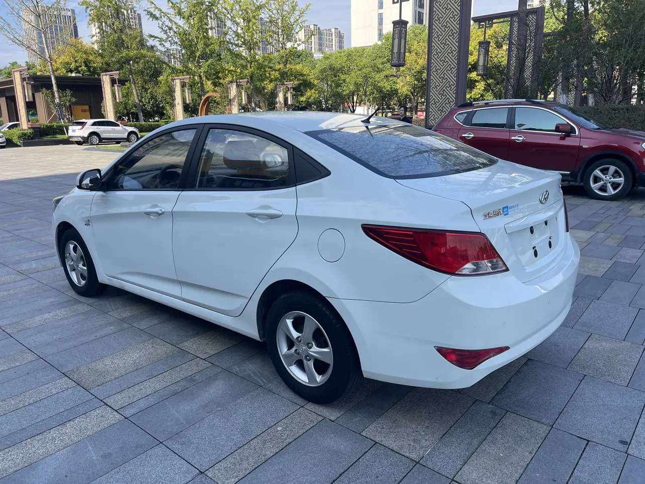 Hyundai Rena